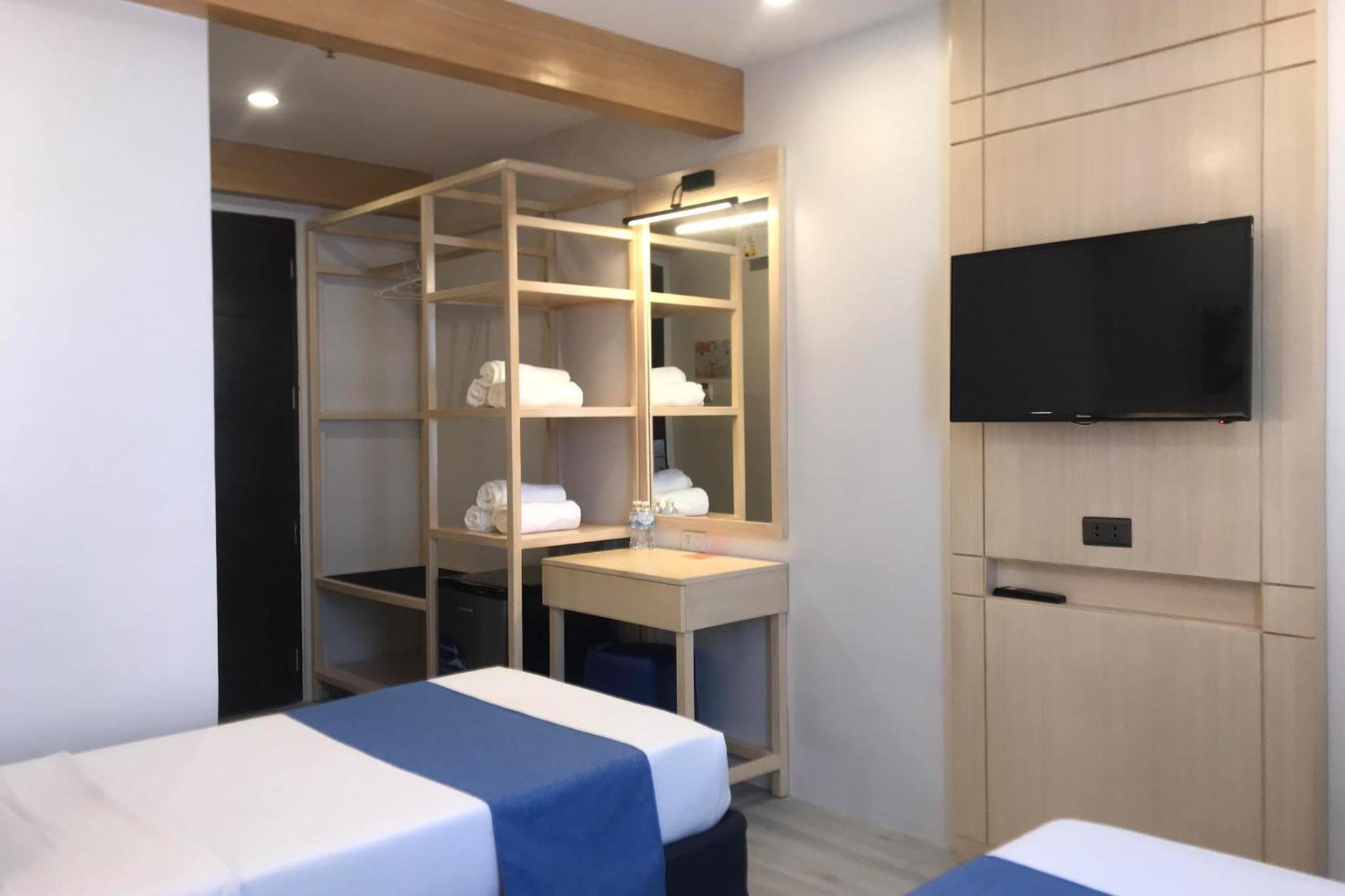 Deluxe Twin Room - Photo 14