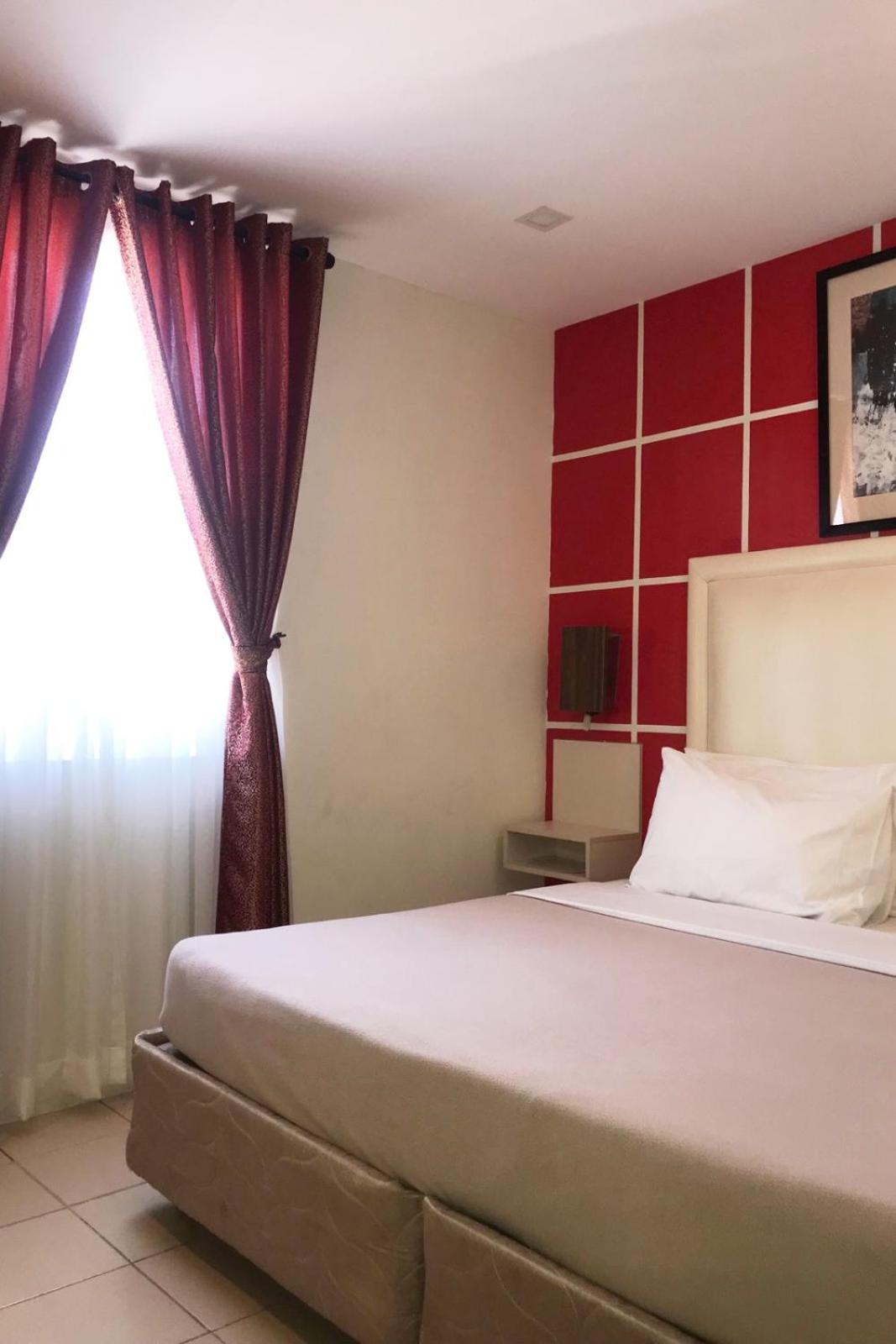 Suite - Photo 8