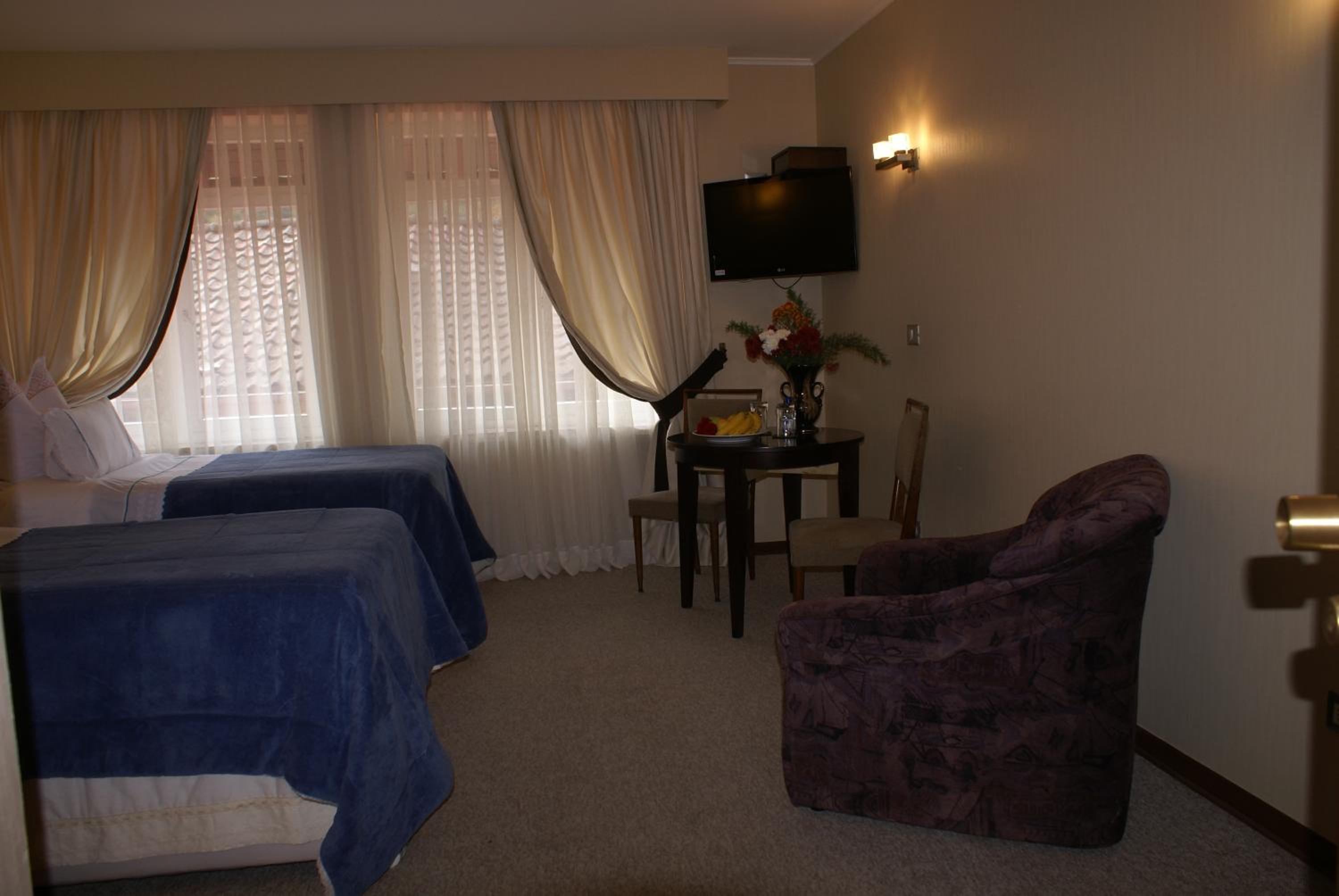 Classic Twin Room photo 2