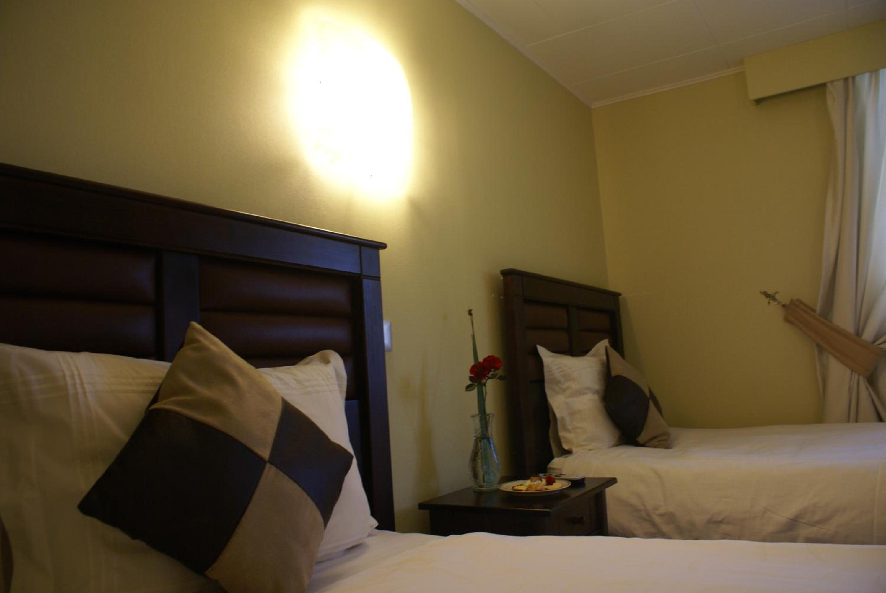Classic Twin Room photo 1