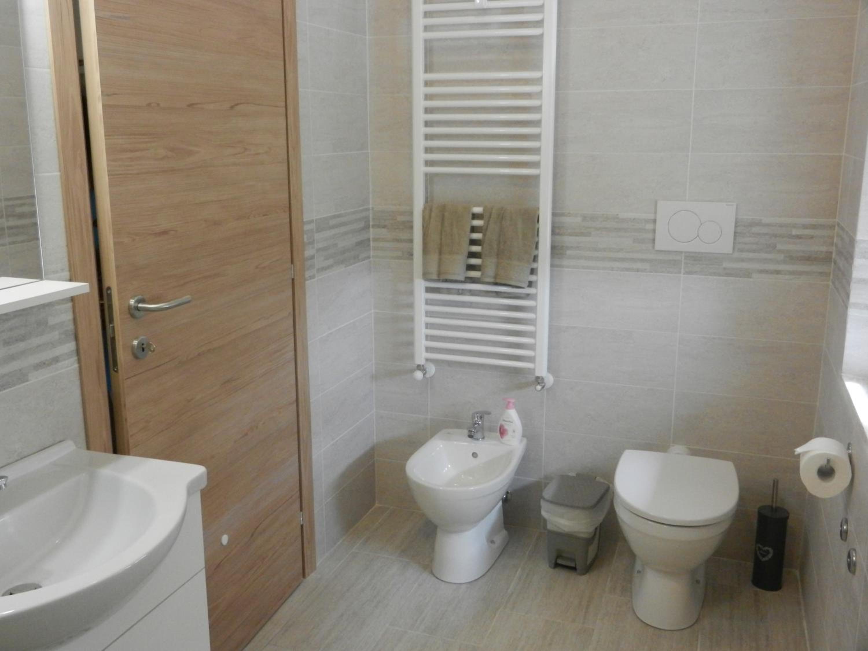 Two-Bedroom House photo 2