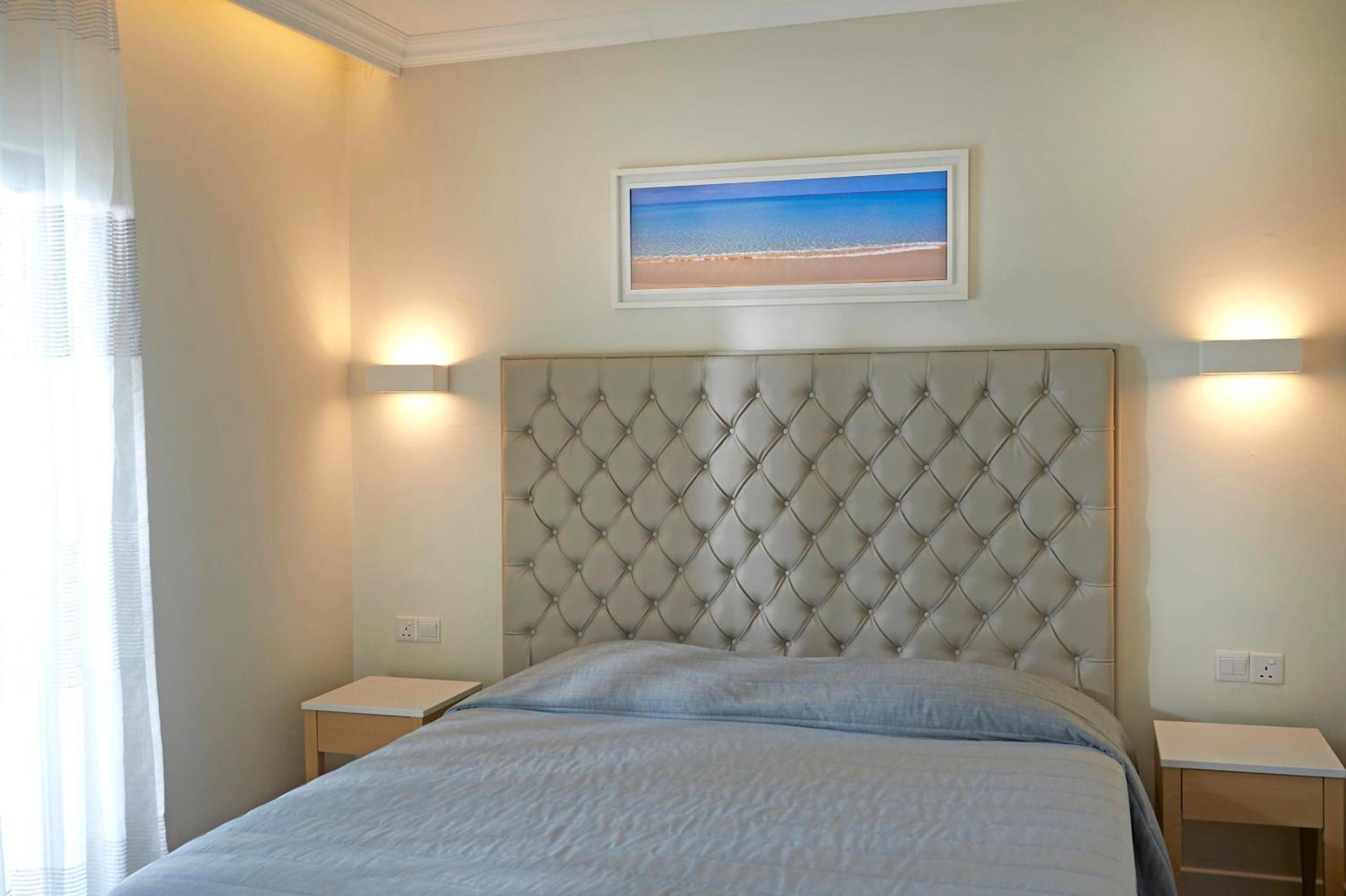 One Bedroom Suite Sea View