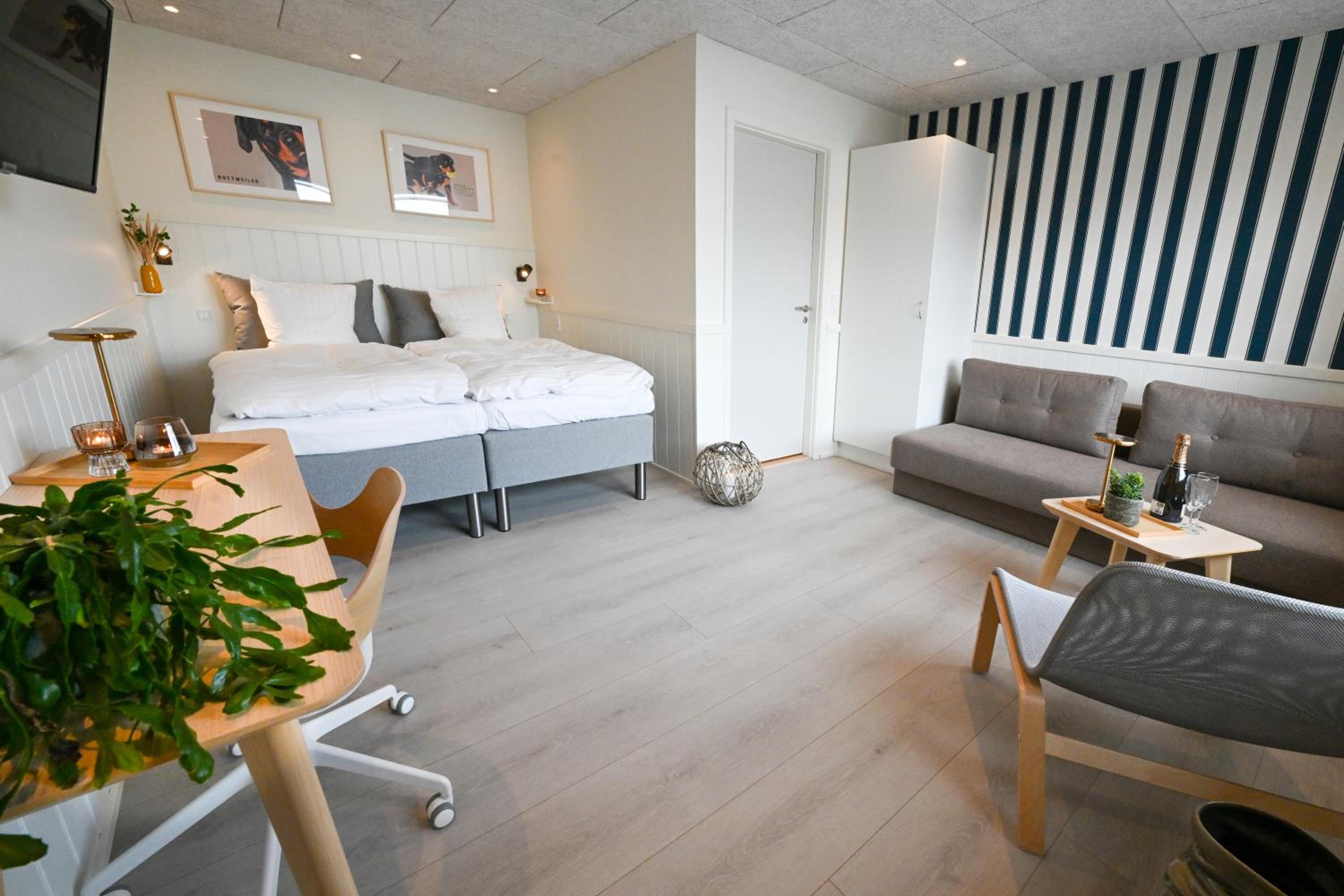 Double Room with Terrace - Photo 16