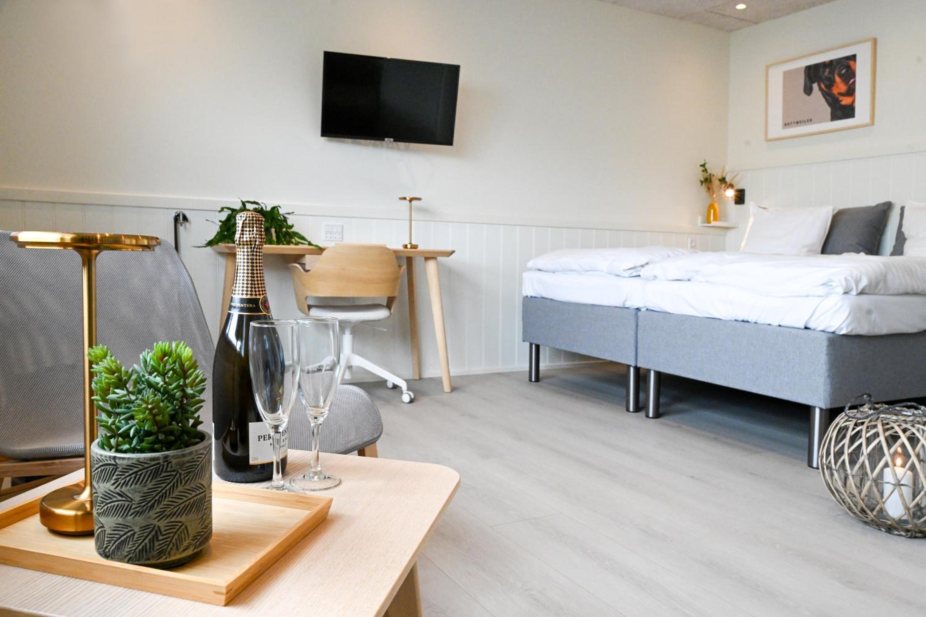 Double Room with Terrace - Photo 1