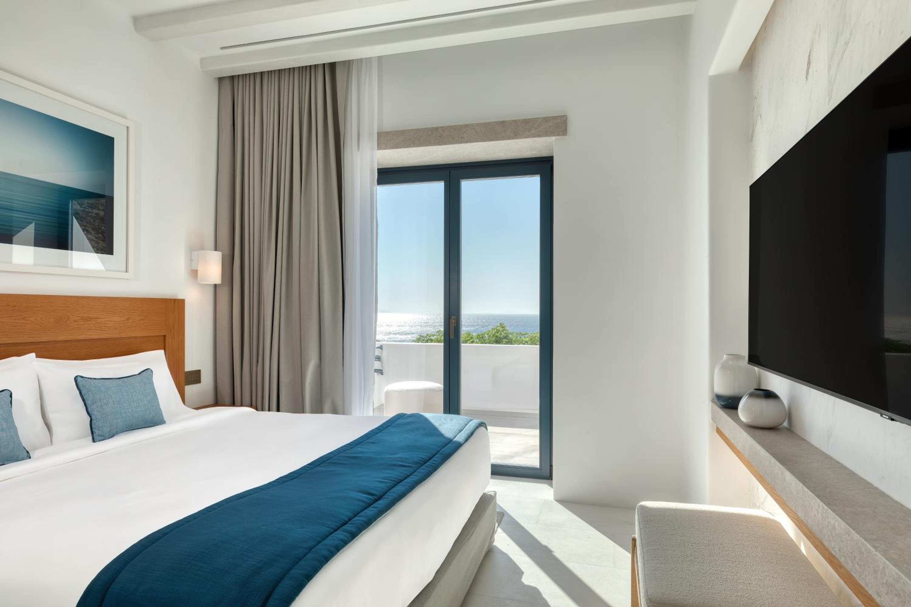 Deluxe Resort Suite