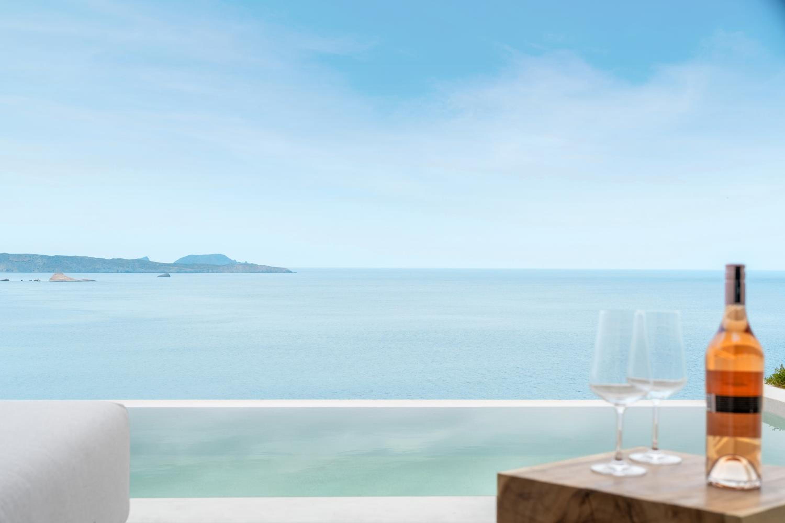 White Coast Suite Sea View with Private Pool photo 2