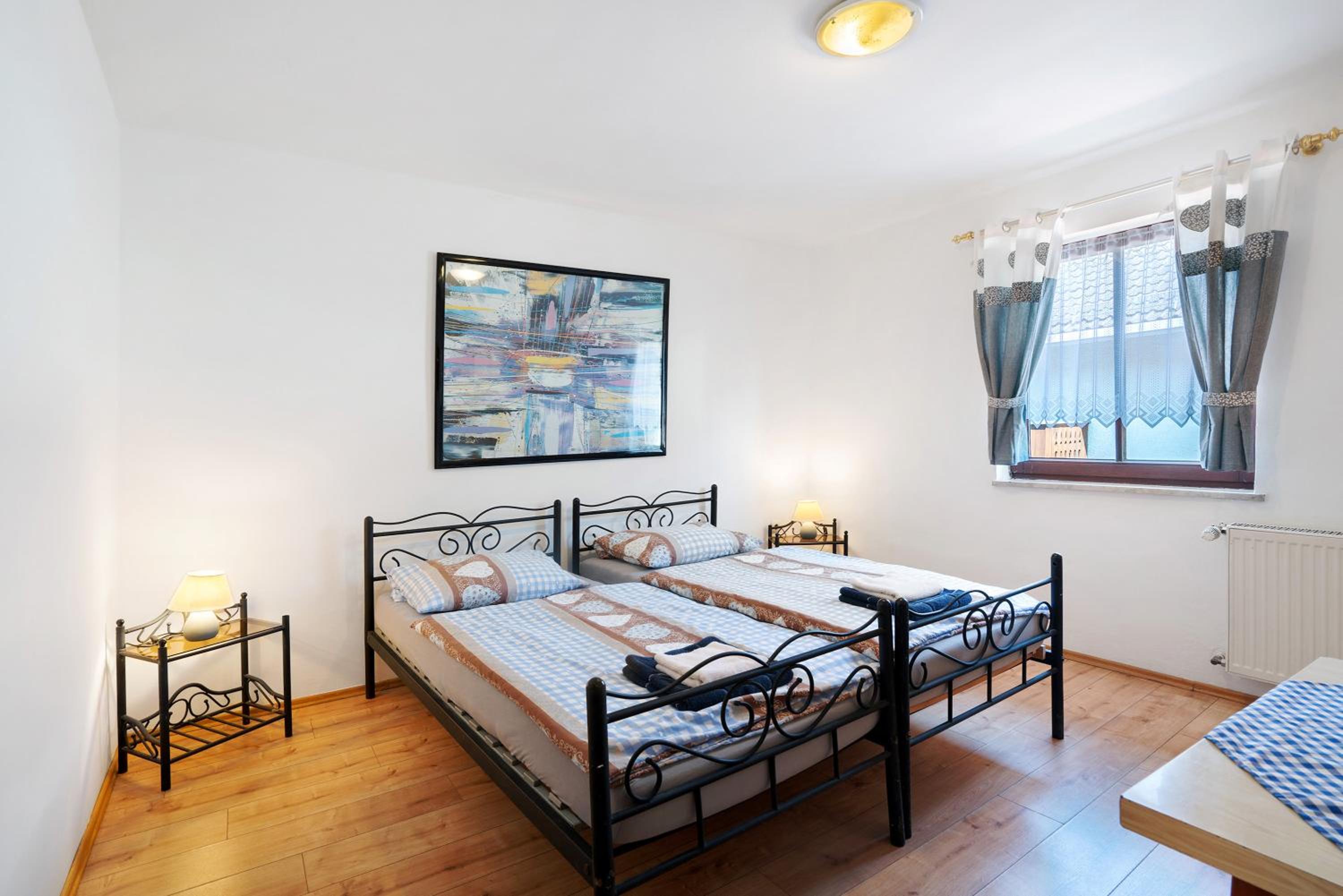Deluxe Double Room with Shower
