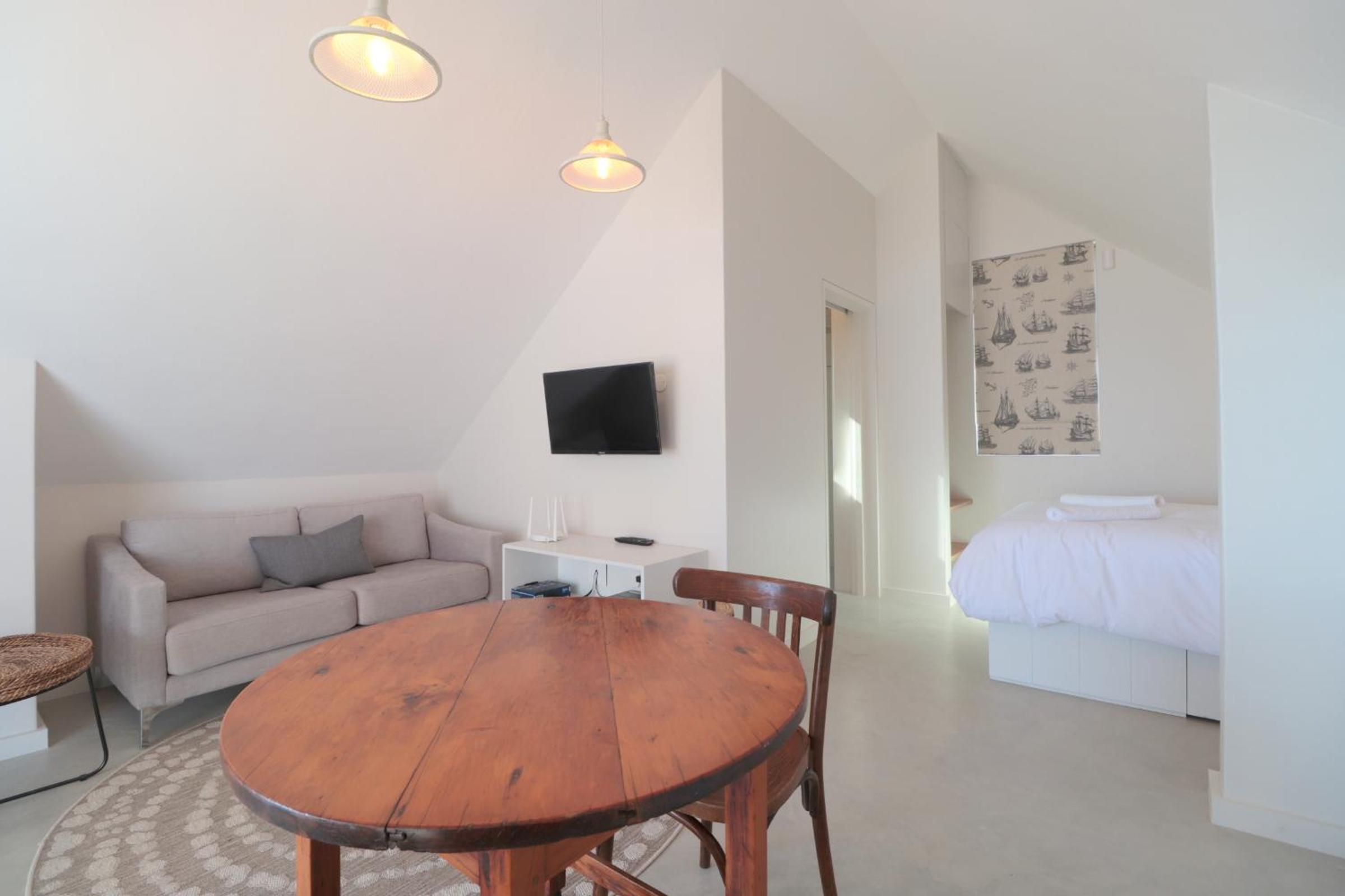 One-Bedroom Kestrel Loft photo 1