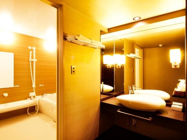 Suite - Photo 2