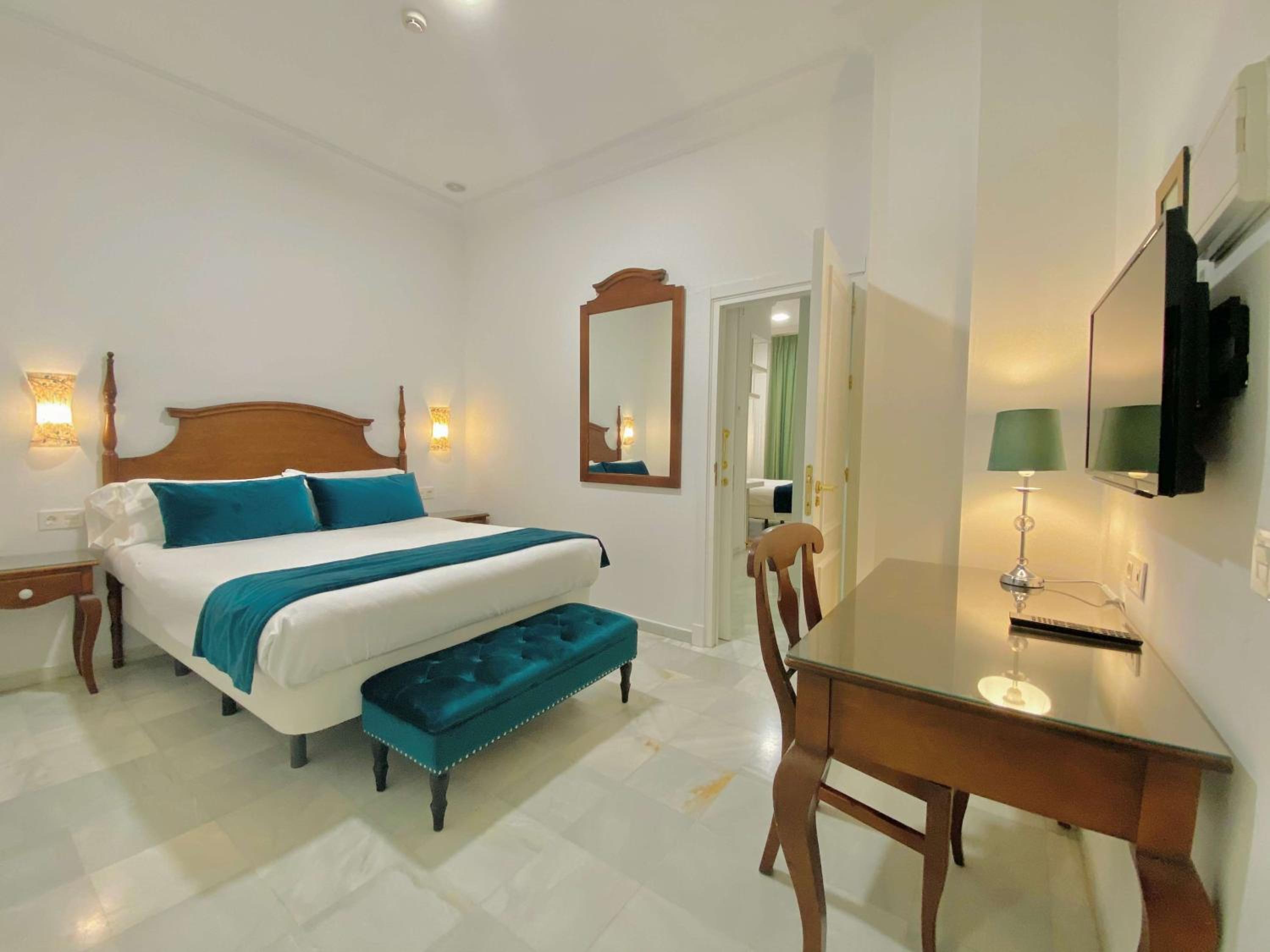 Habitación familiar con balcón