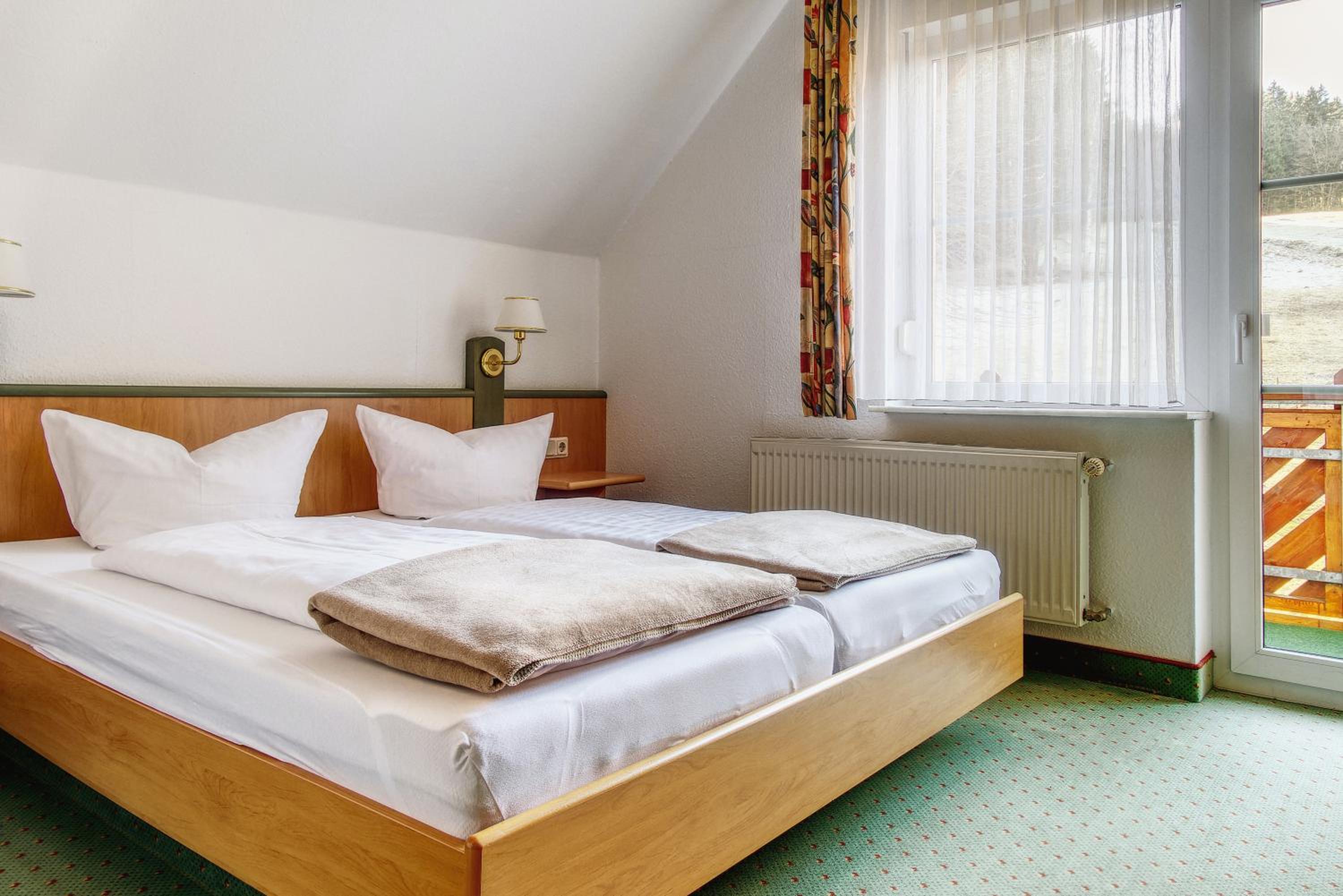 Double Room with Balcony - Photo 1