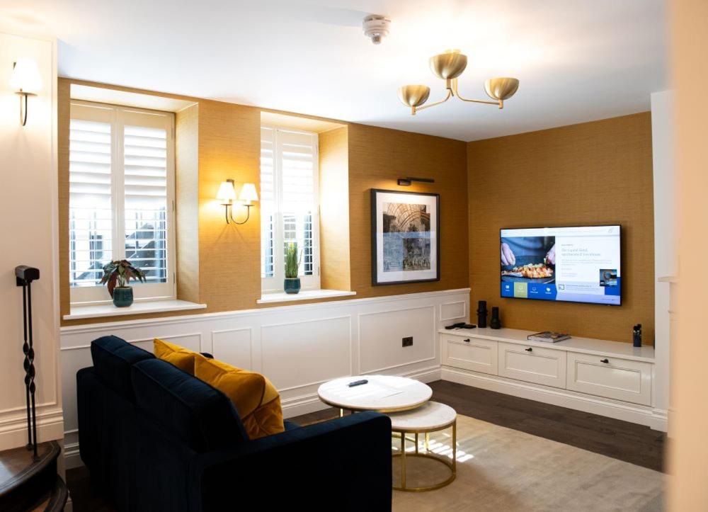 Hyde Park Suite photo 2