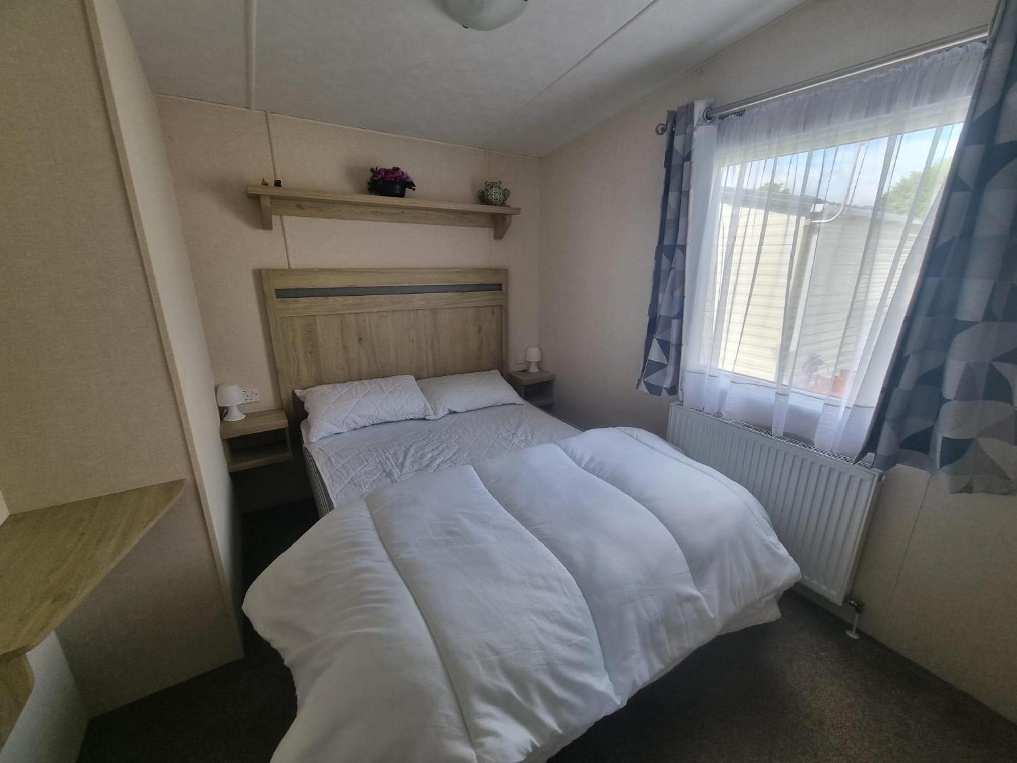 Mobile Home photo 2
