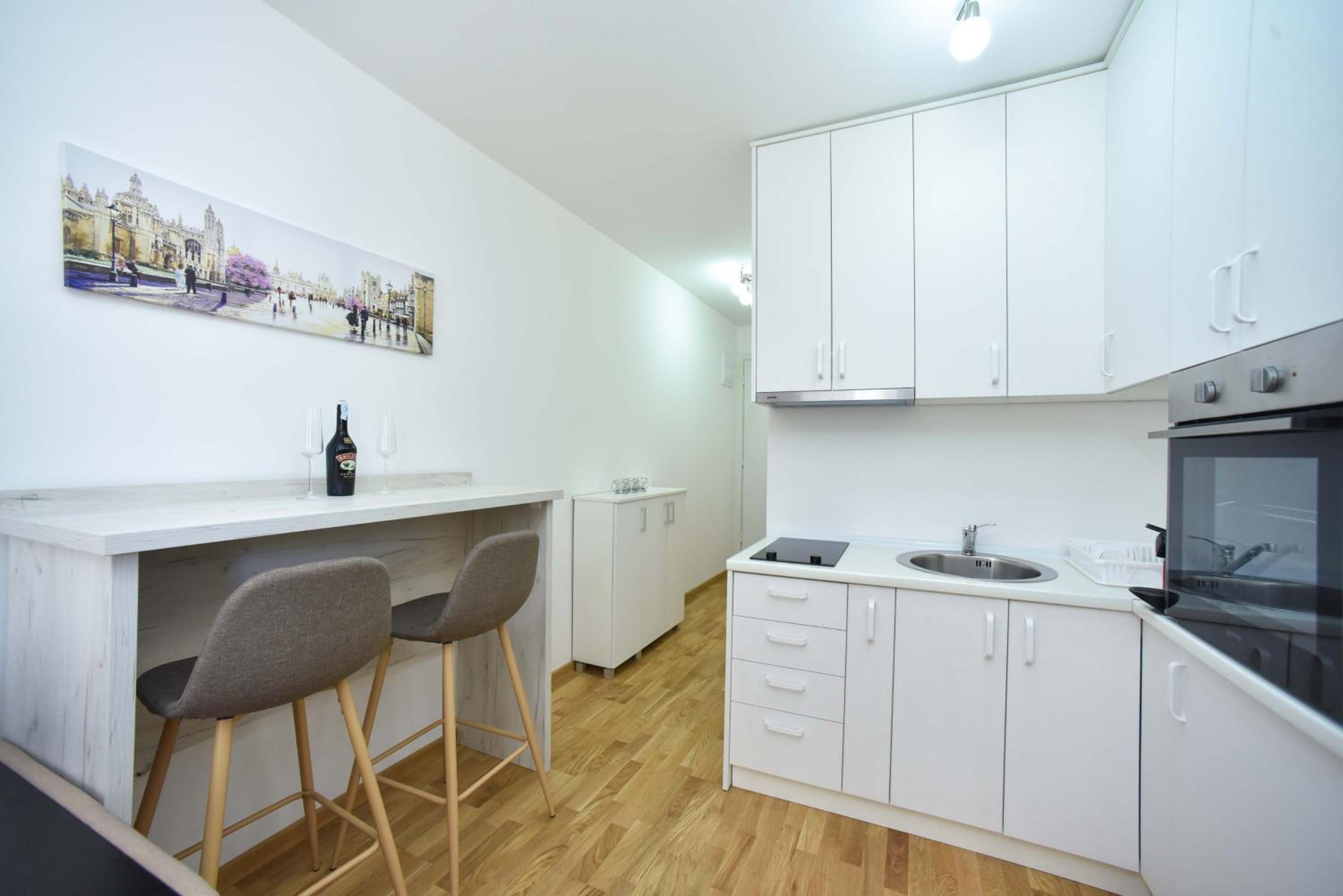 One-Bedroom Apartment With Balcony photo 3
