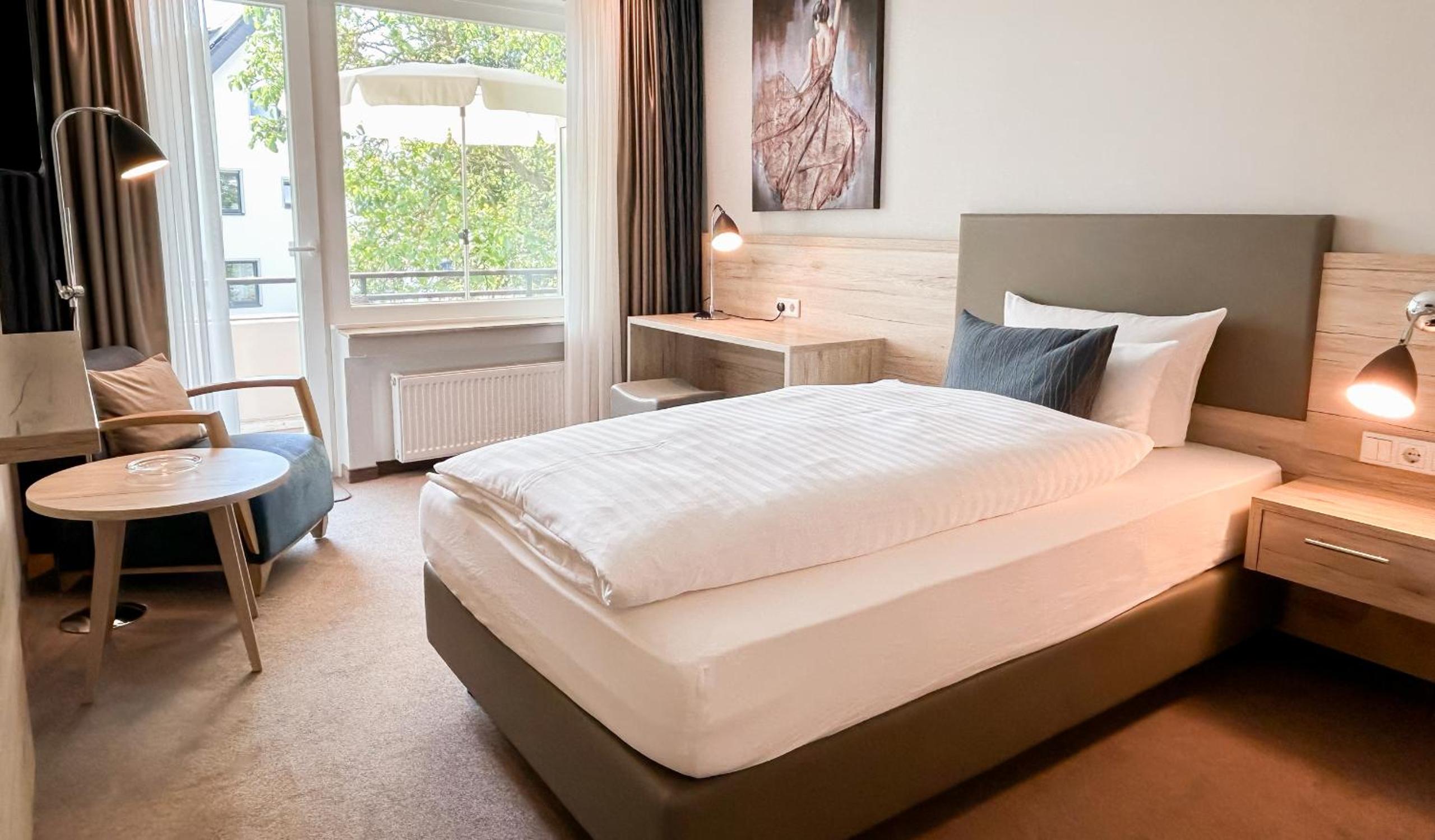 Classic Single Room with Balcony photo 1