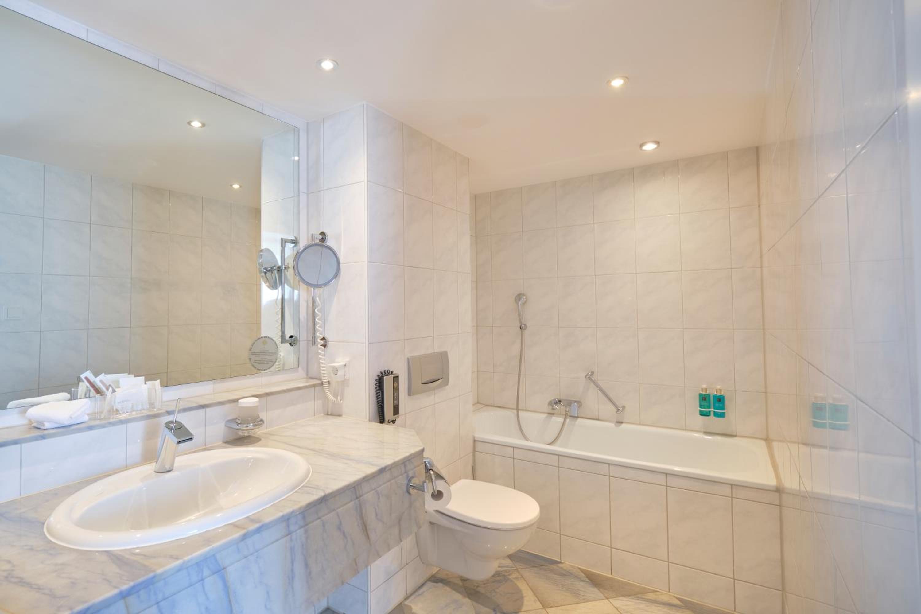 Suite with free Club Lounge Access