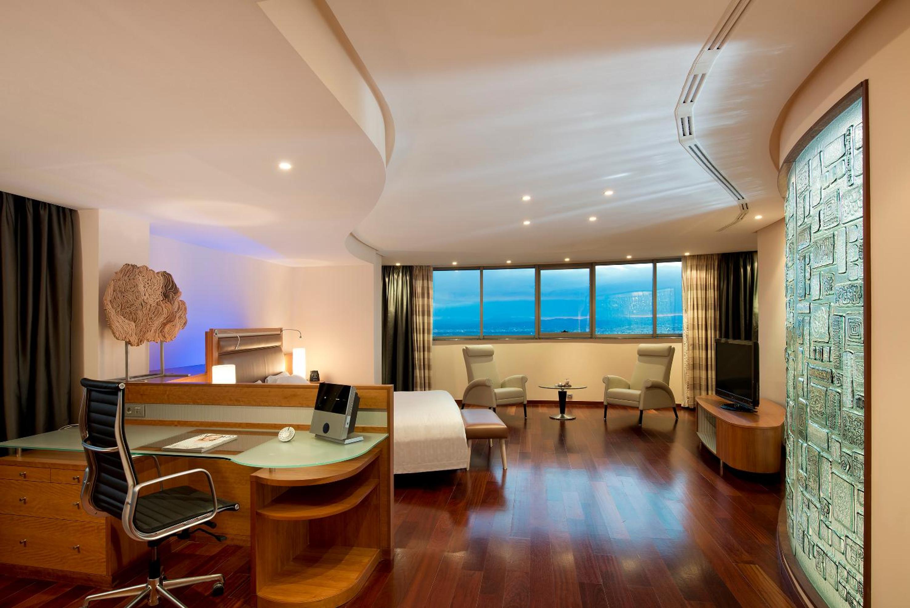 The Level Penthouse Suite