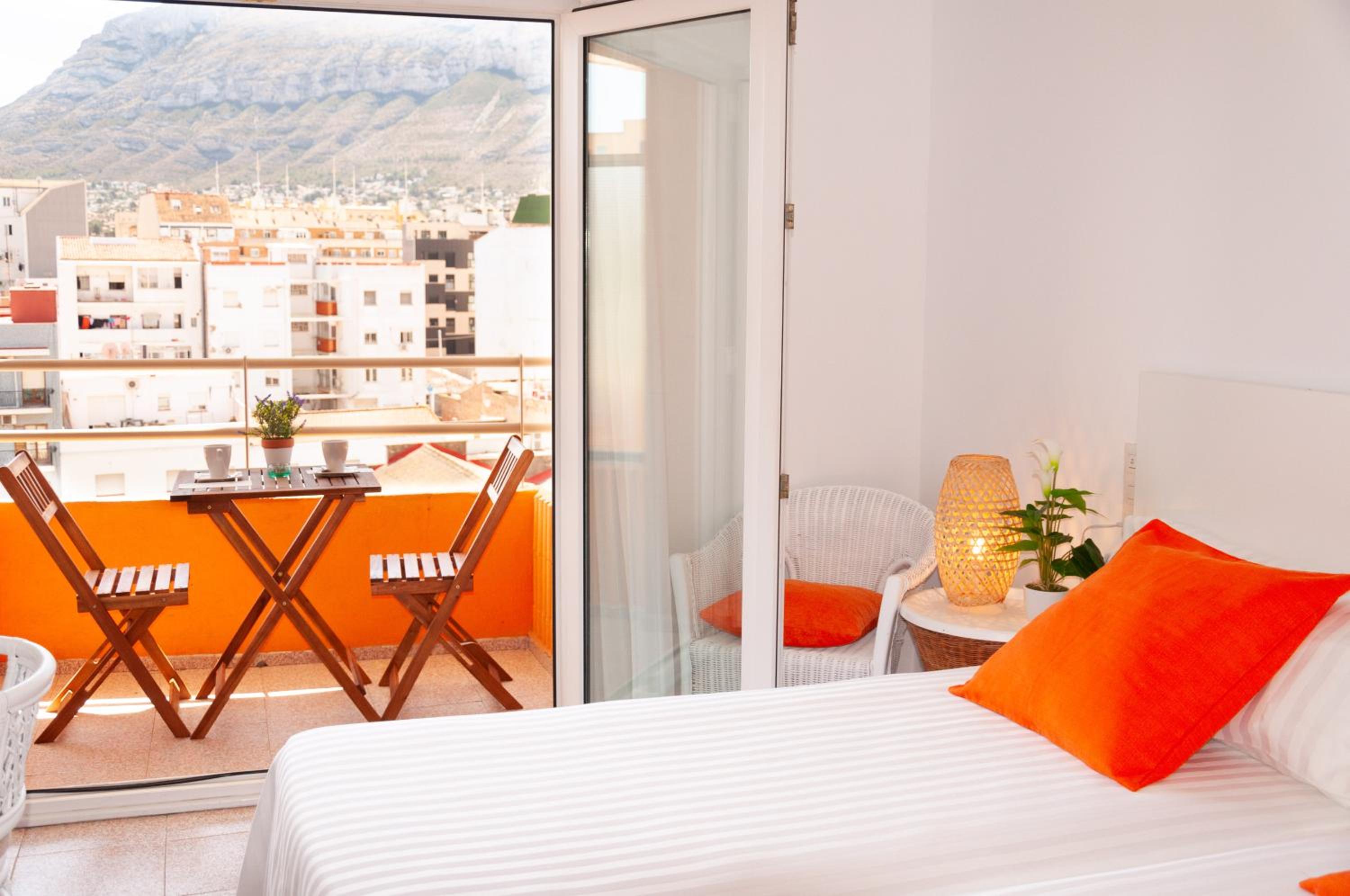 Superior Double or Twin Room with Mountain View photo 3