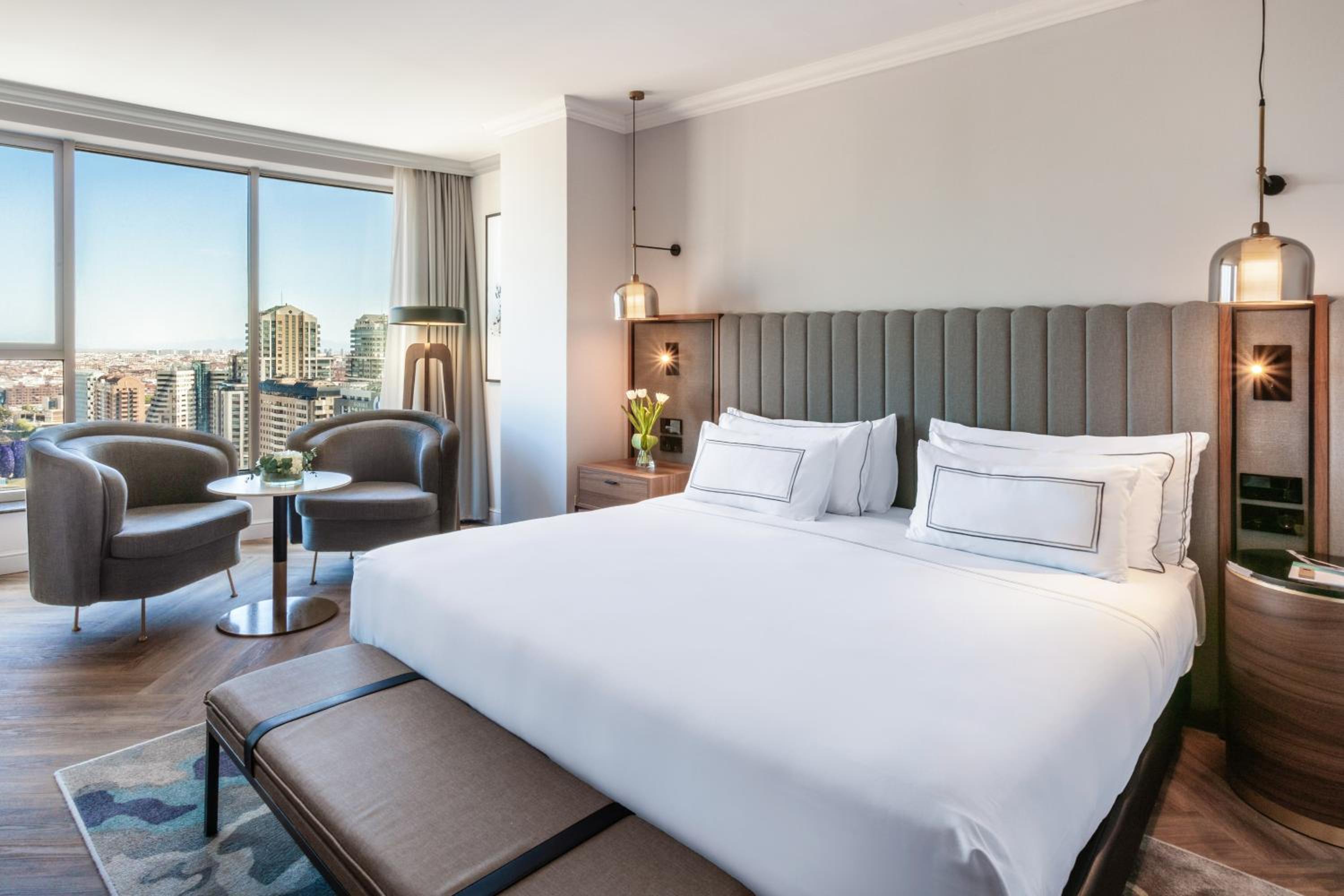 The Level Supreme Junior Suite