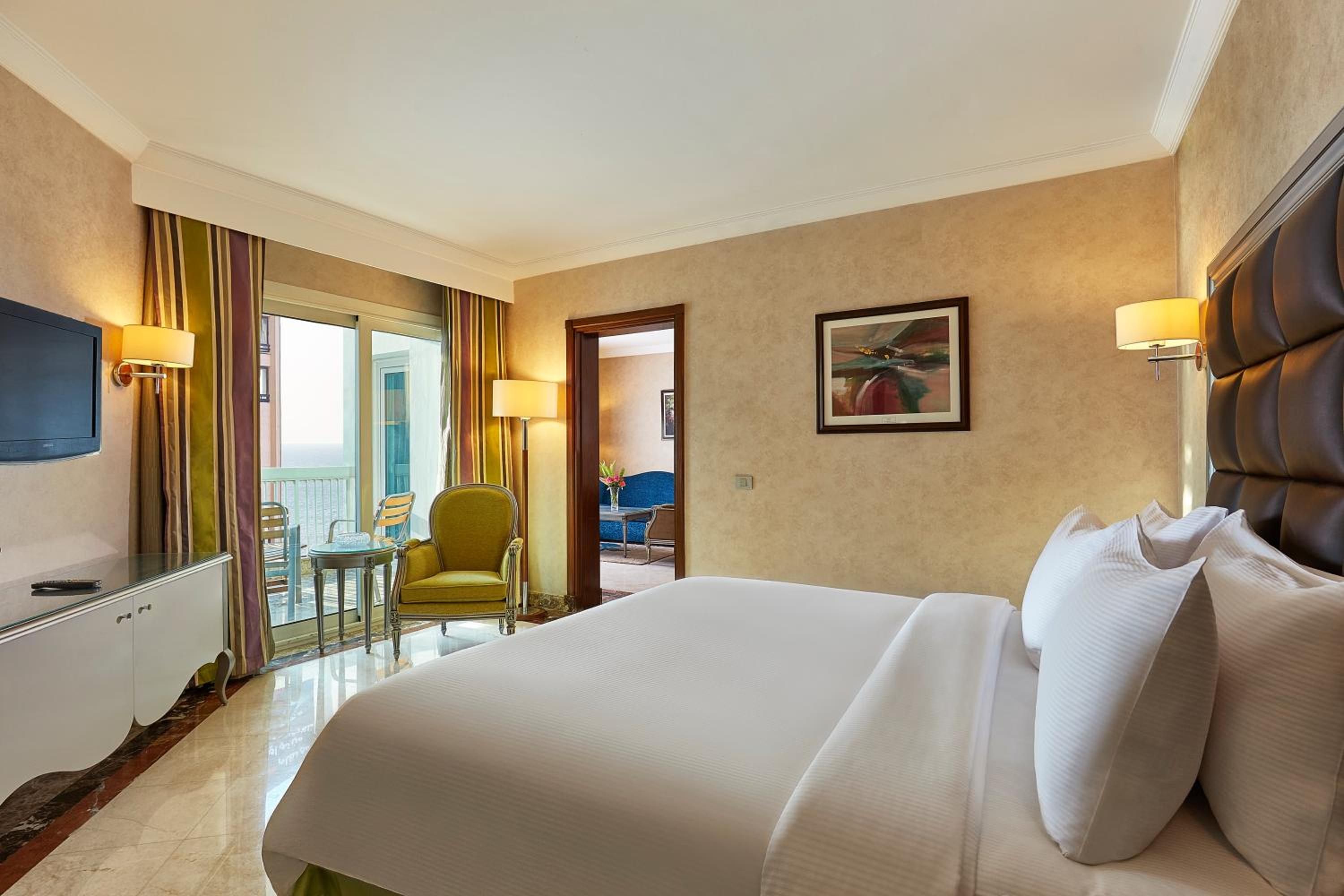 King Suite with Partial Sea View