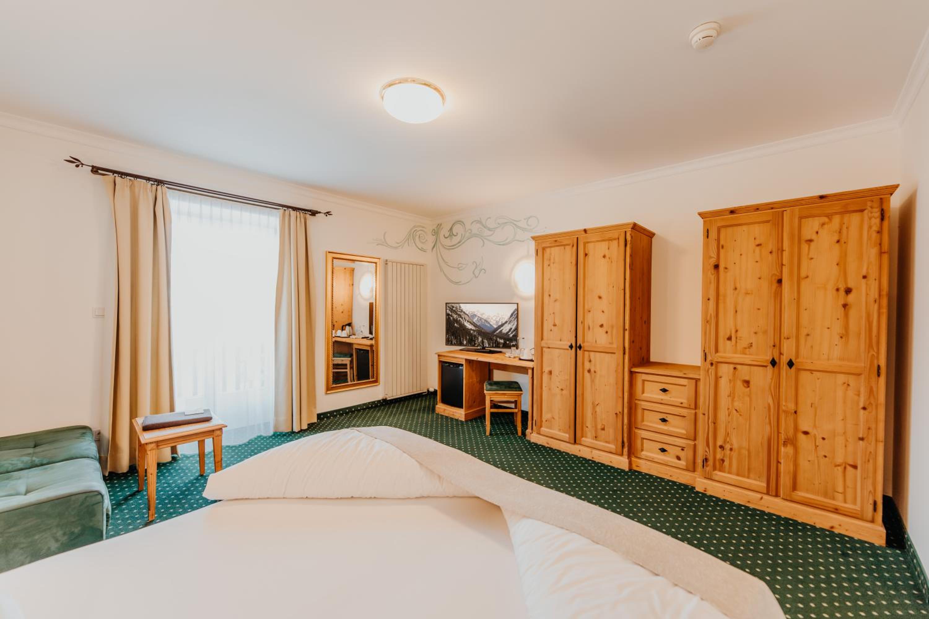 Comfort Double Room with Mountain View and Balcony photo 3