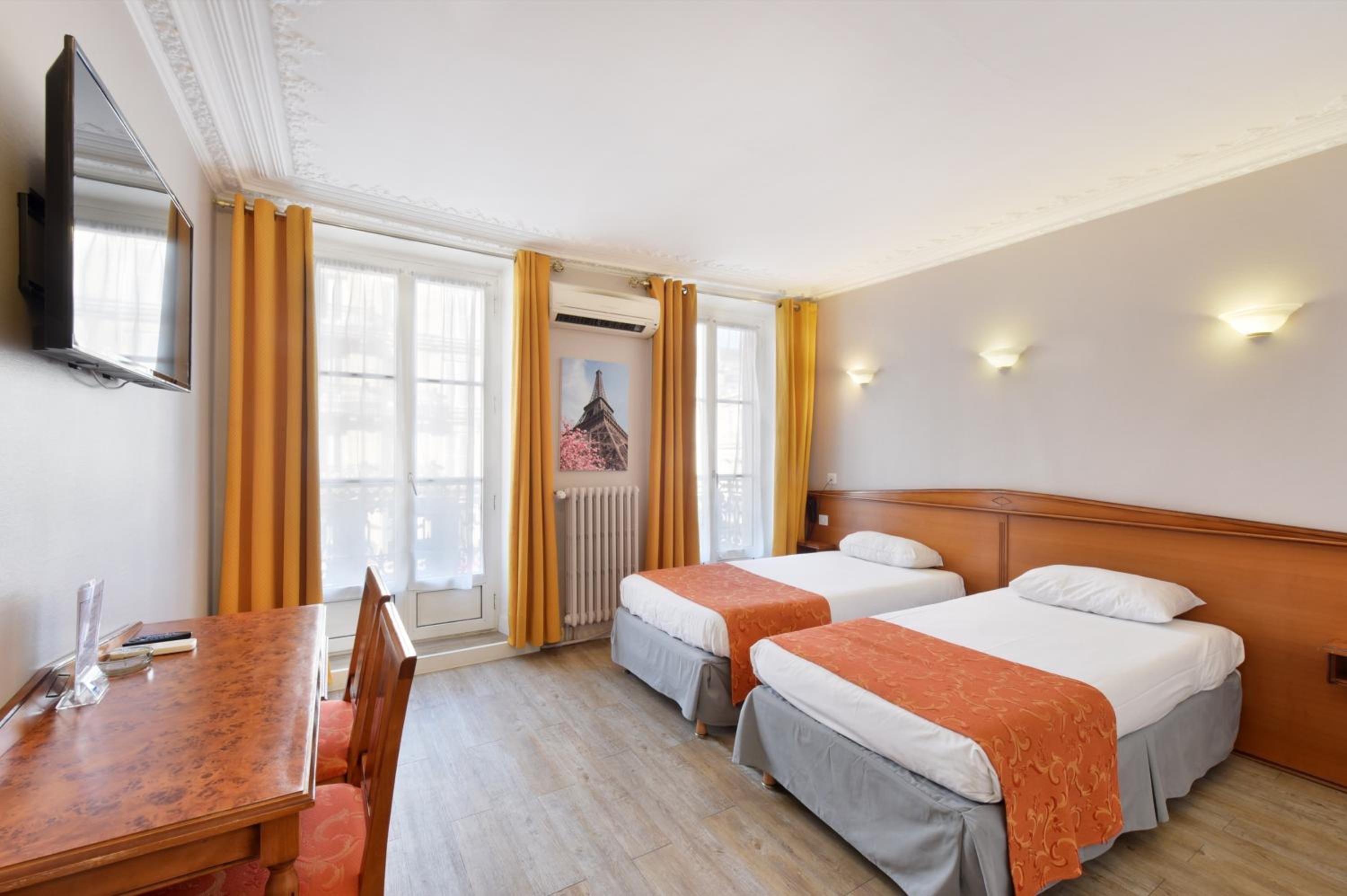 Superior Twin Room photo 3