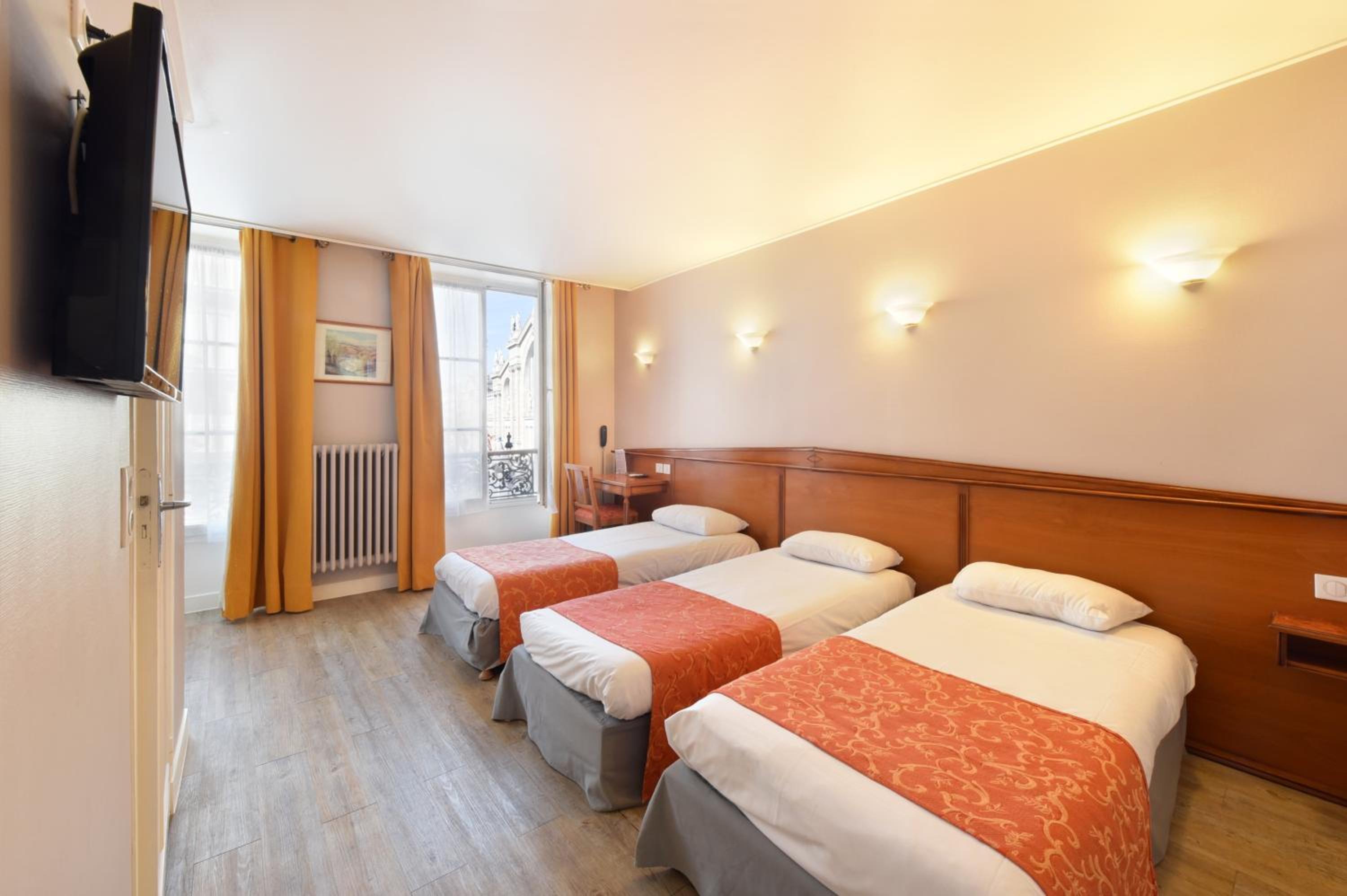 Triple Room photo 1