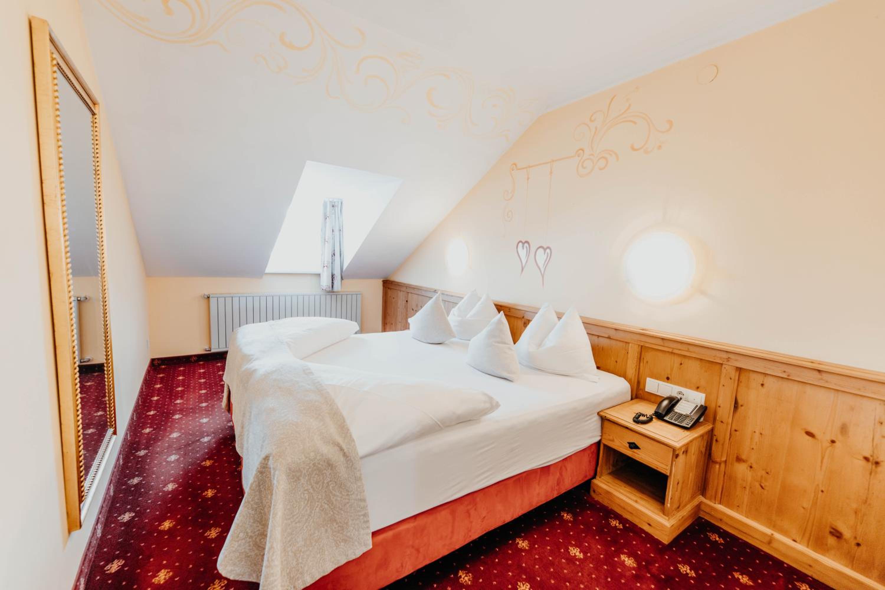 Standard Double Room - Photo 3
