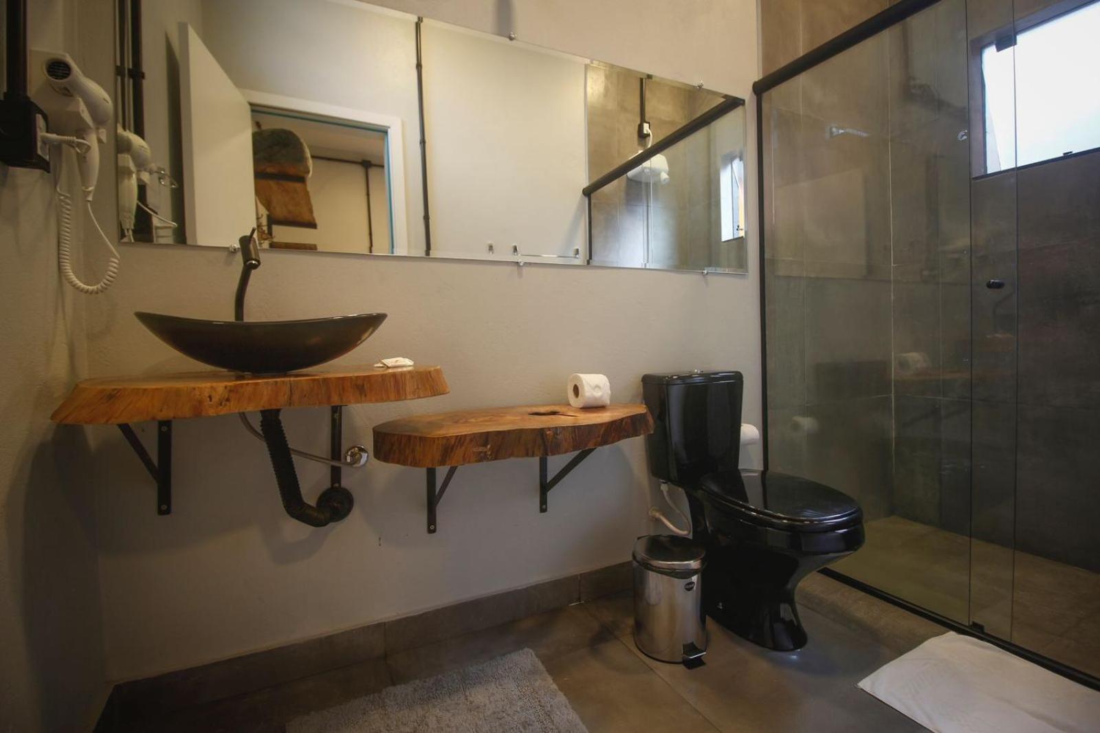Deluxe Suite photo 3
