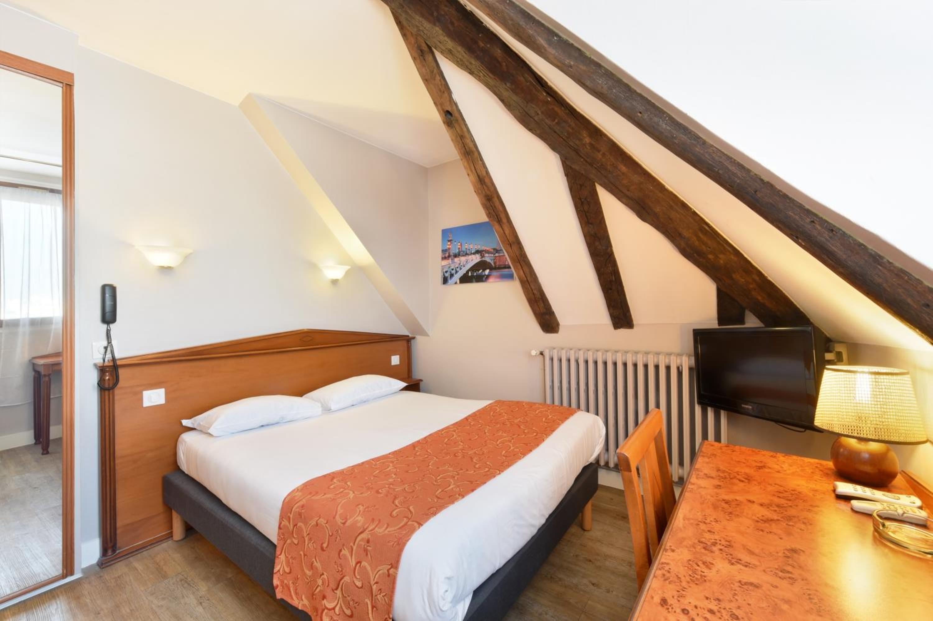 Superior Single Room photo 3