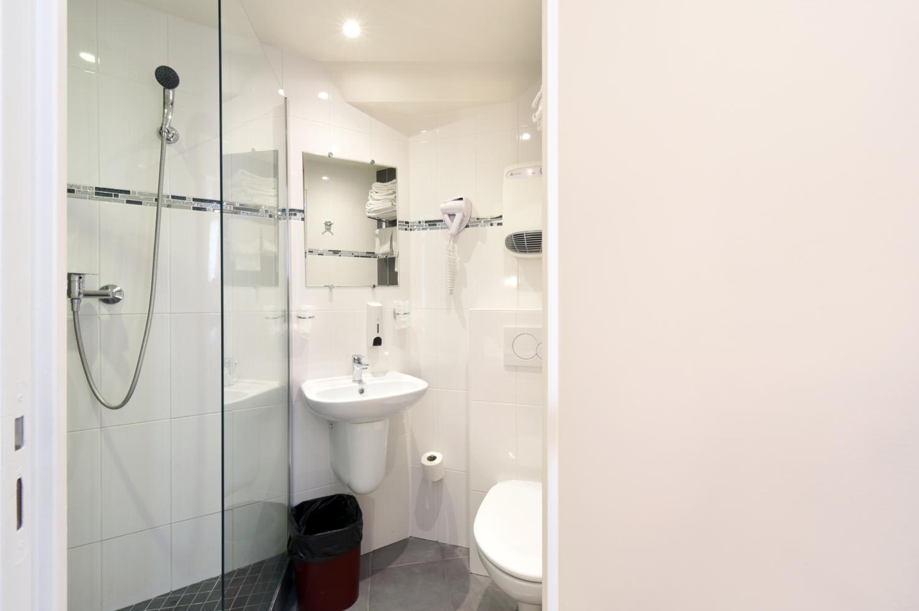 Quintuple Room photo 3