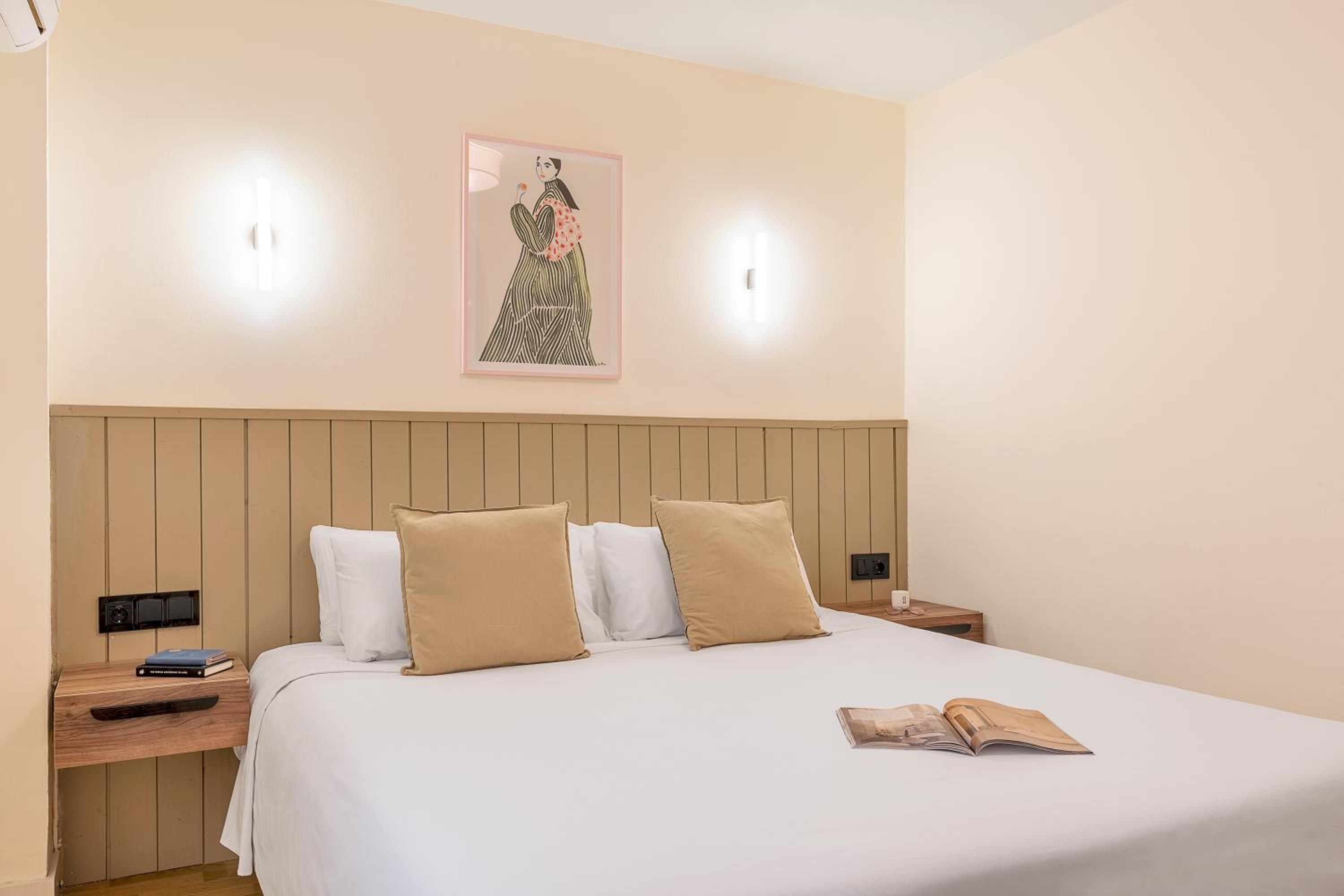 Double Room - Photo 8