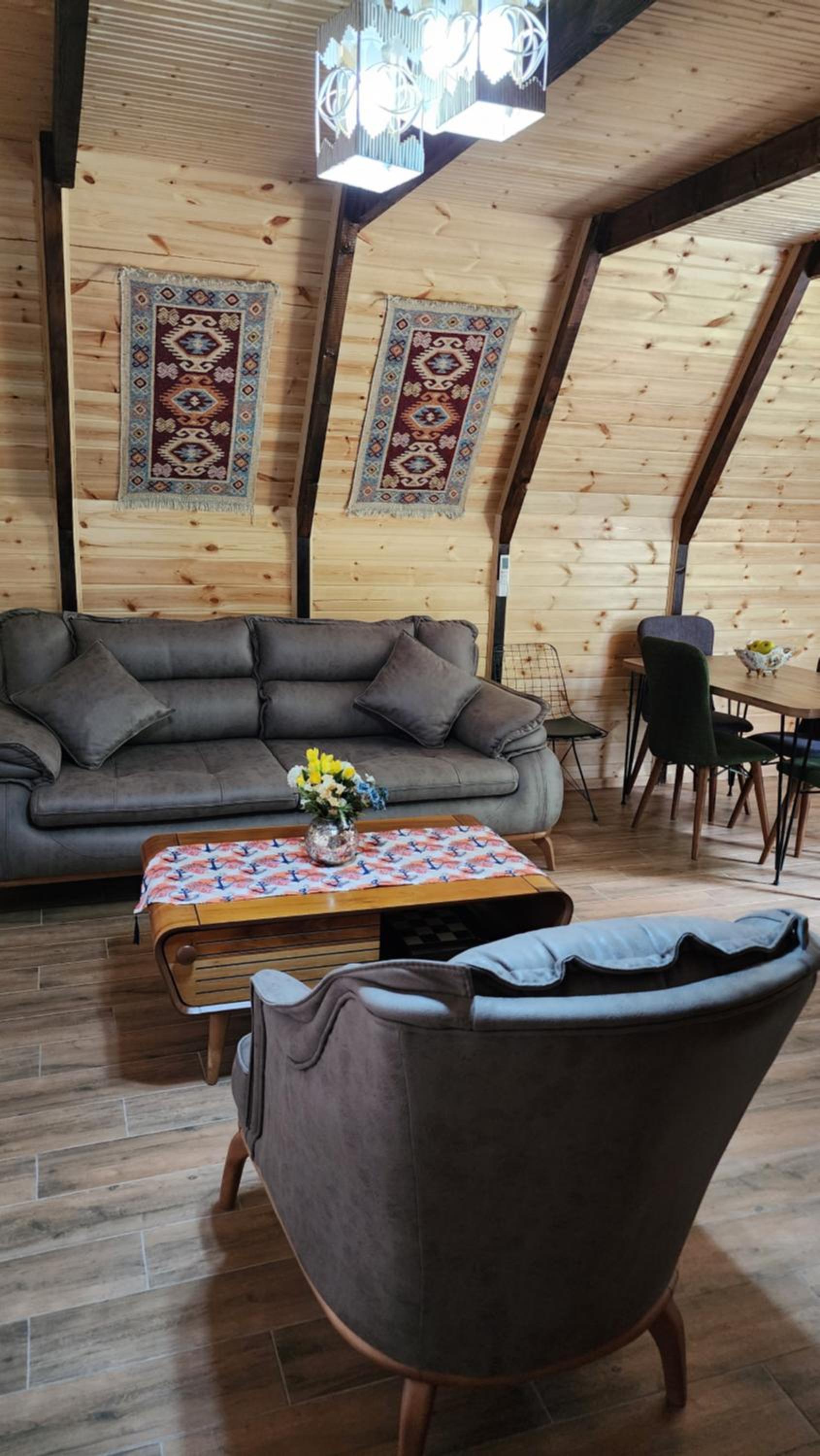 Chalet photo 1