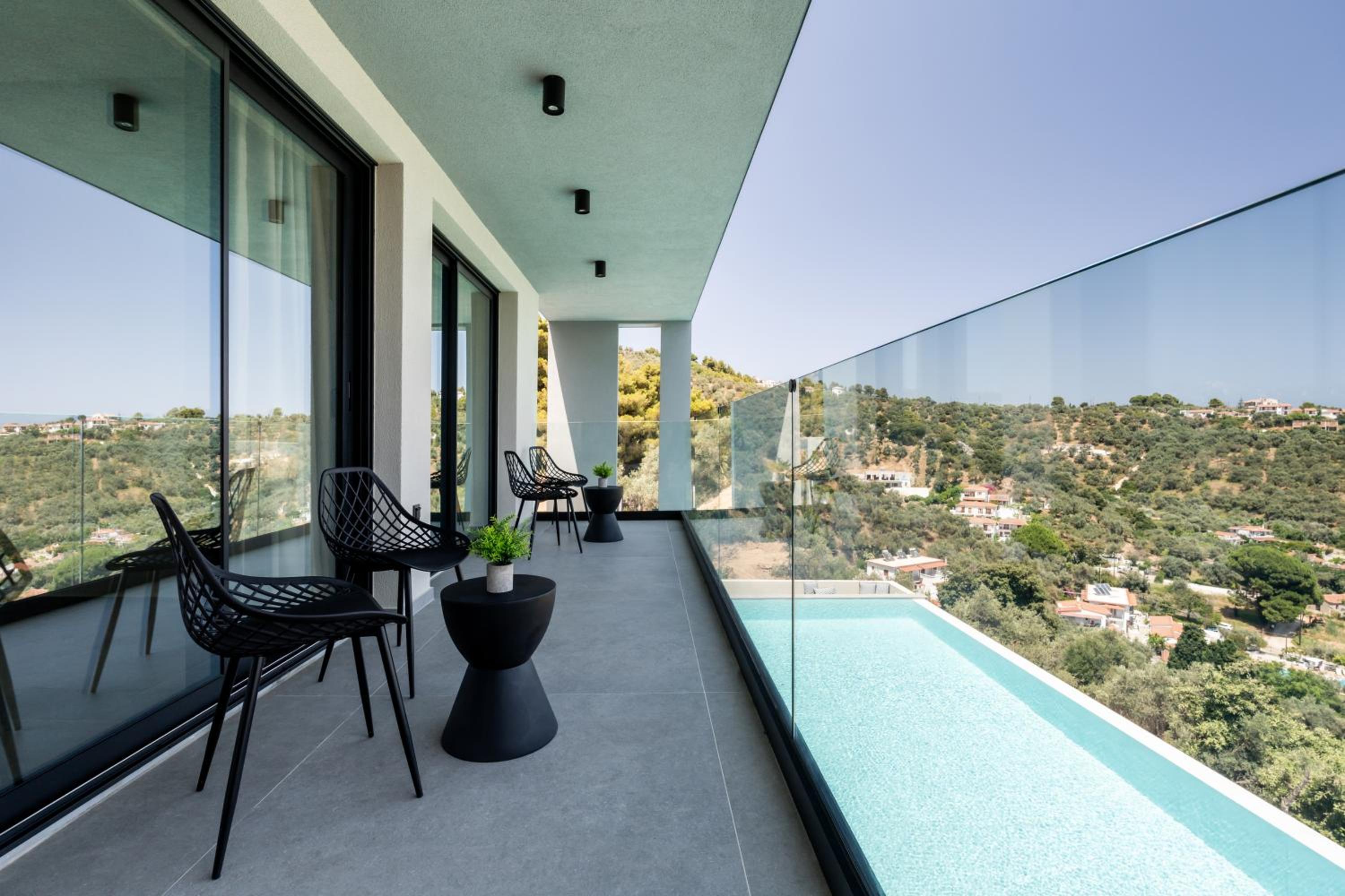 Superior Villa photo 2
