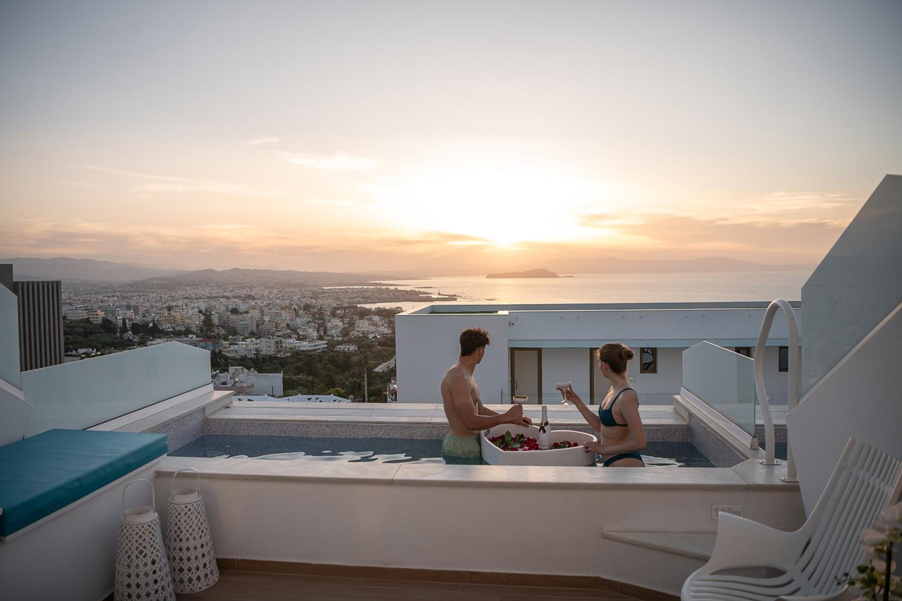 Deluxe Room with Sea View and Private Pool - Photo 16