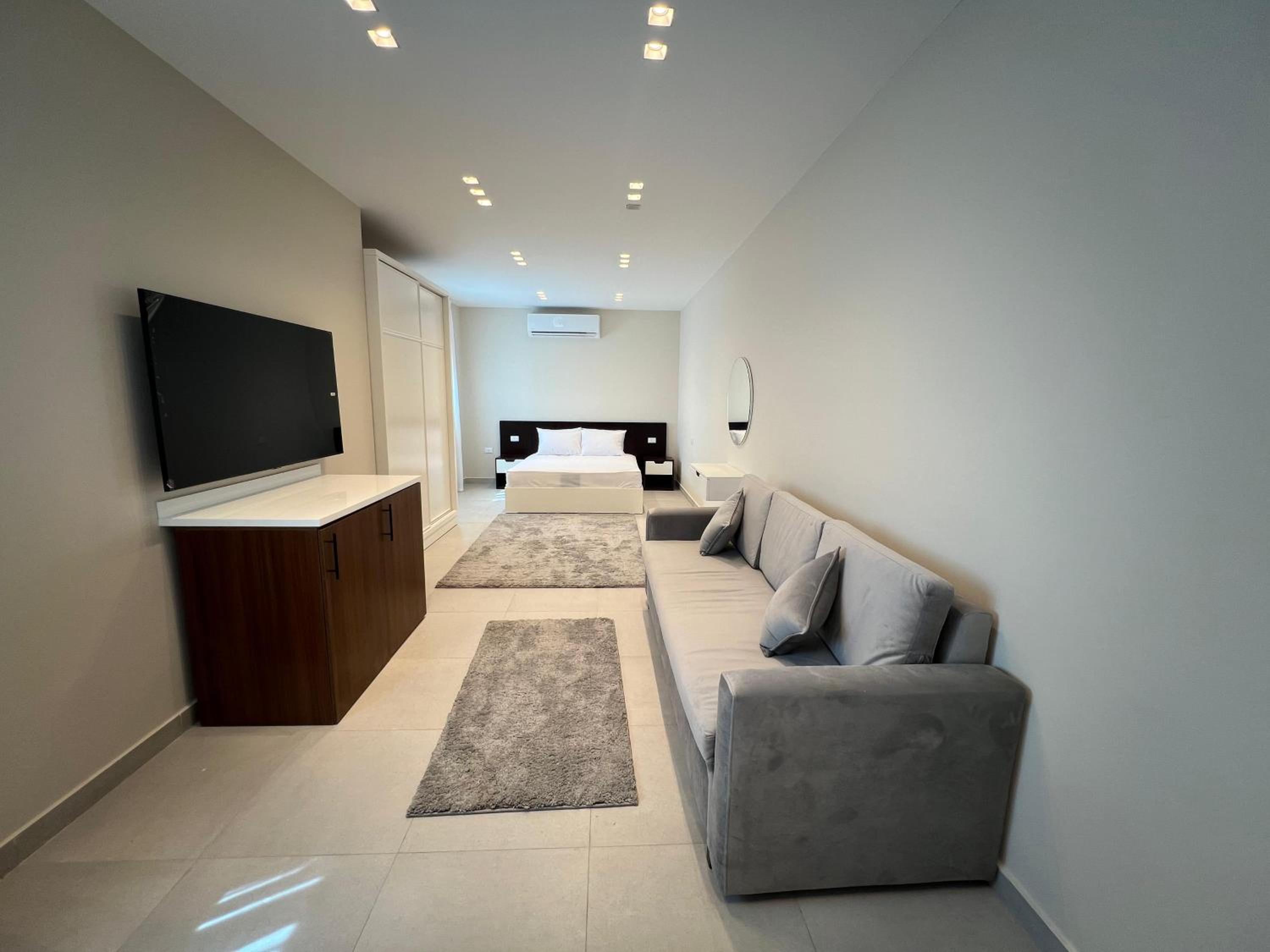 King Studio with Sofa Bed