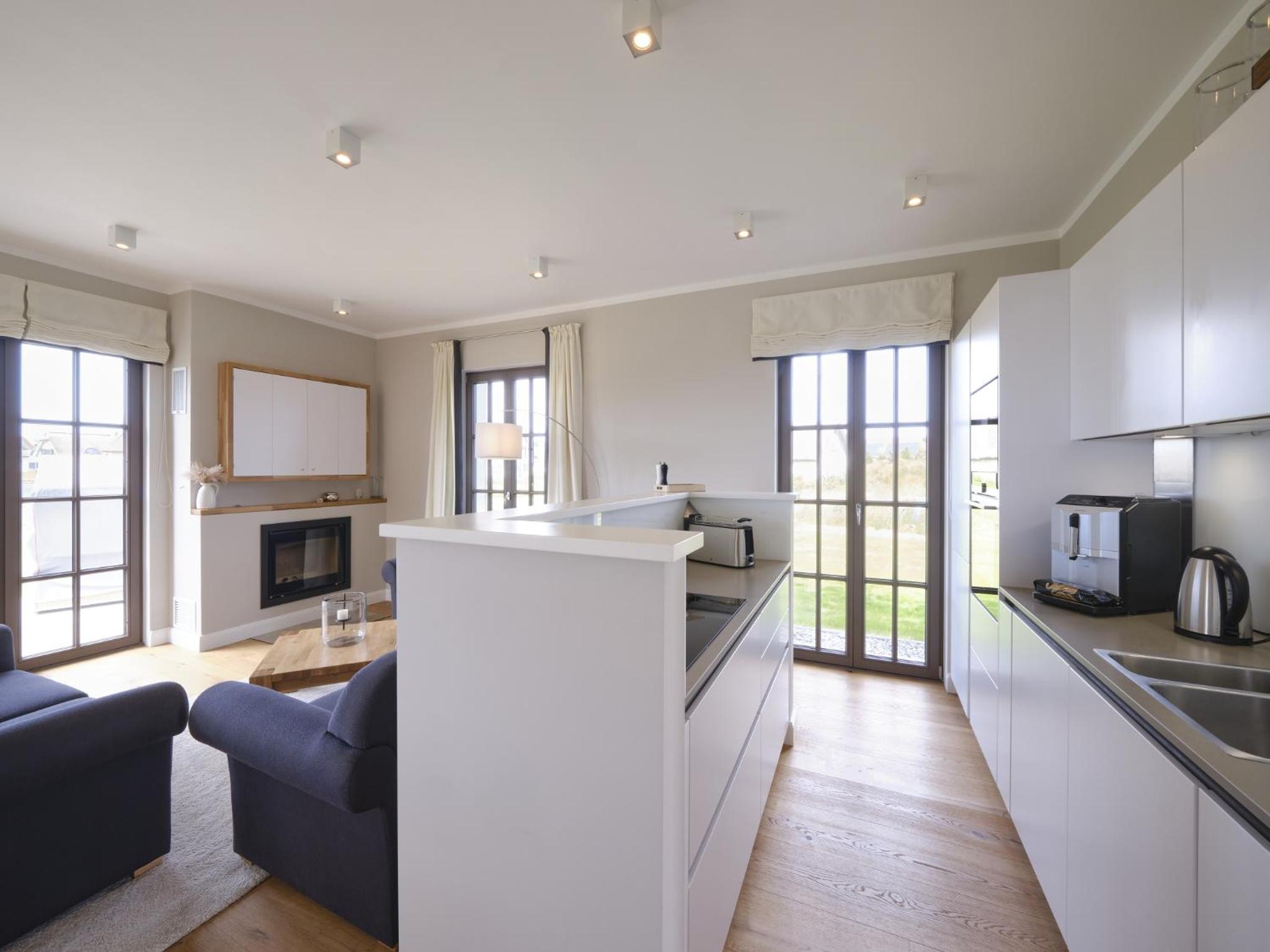 Three-Bedroom Villa photo 2