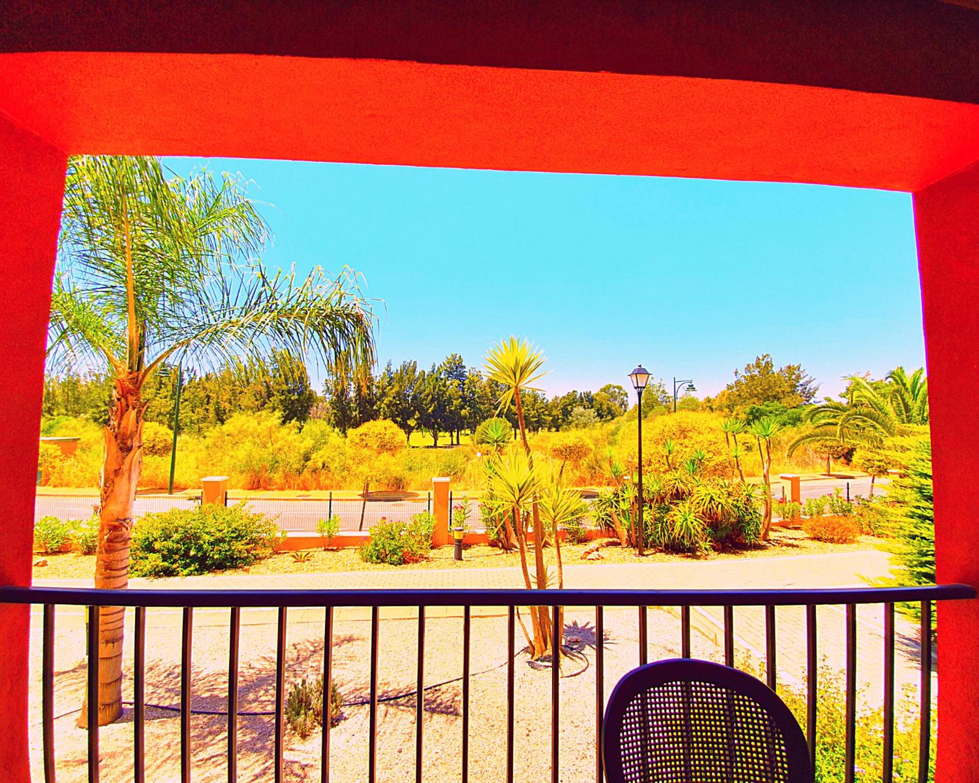 Two-Bedroom Apartment with Balcony photo 3