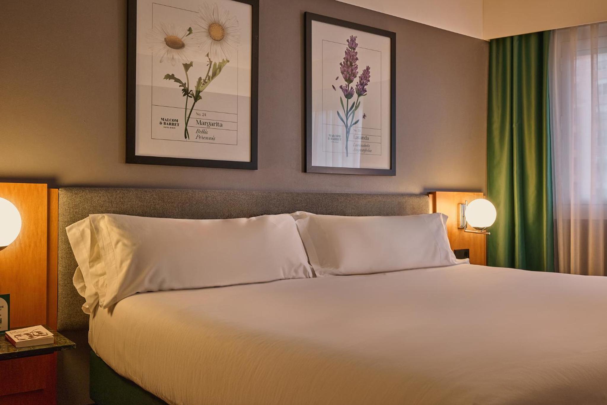 Double Room - Photo 17