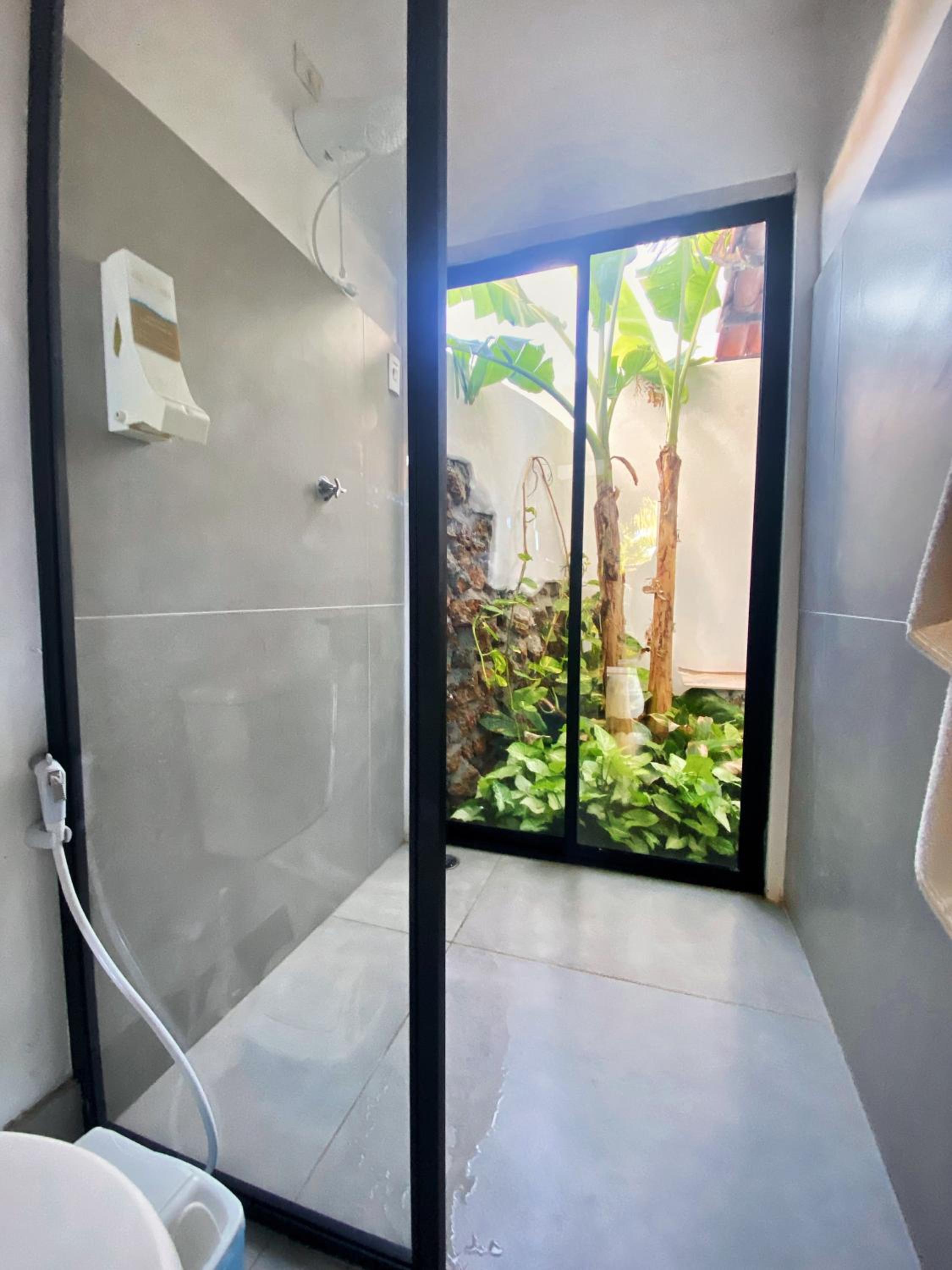 Deluxe Suite with Spa Bath photo 3