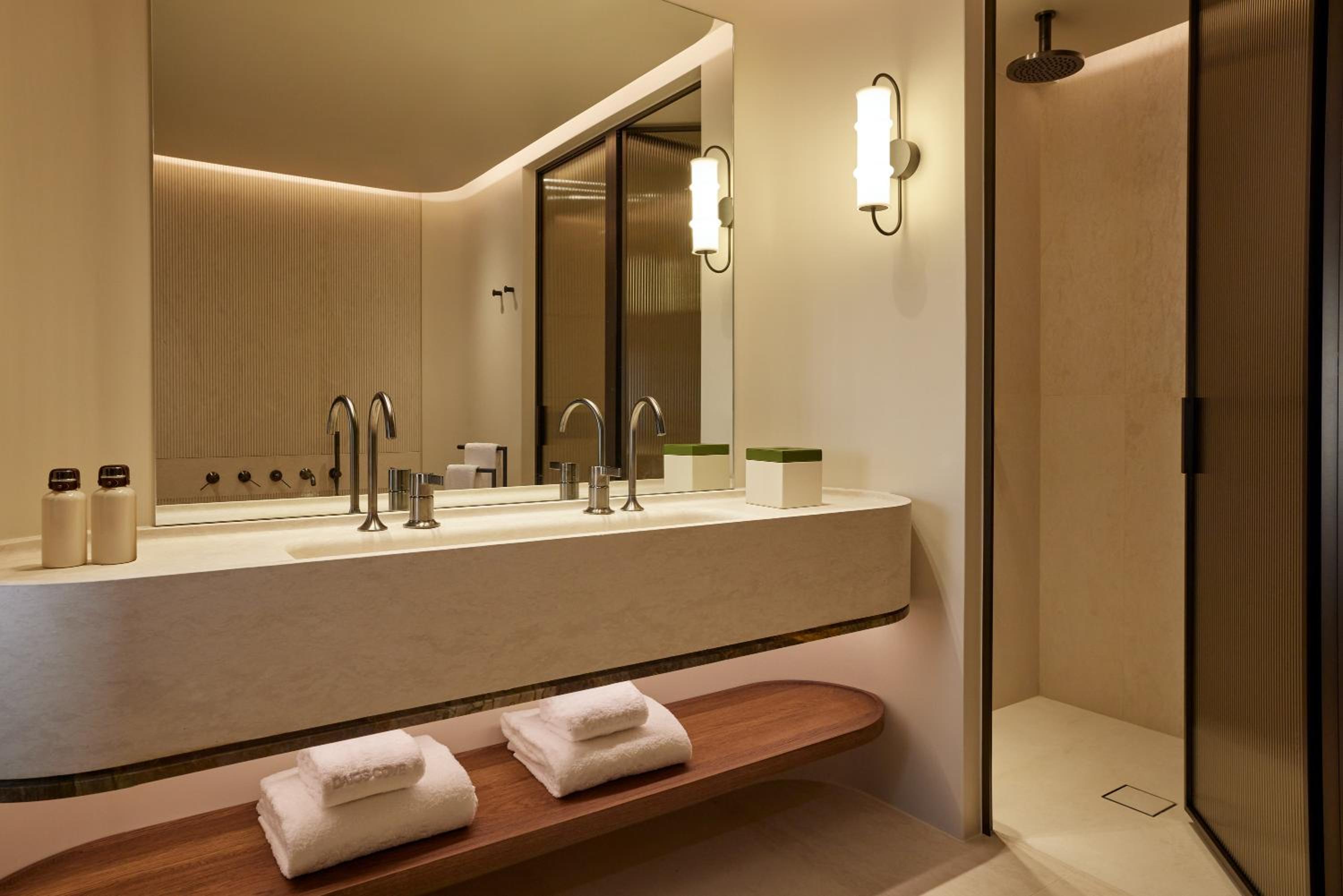 The Collection One Bedroom Suite with Sea View and Private Pool - Photo 28
