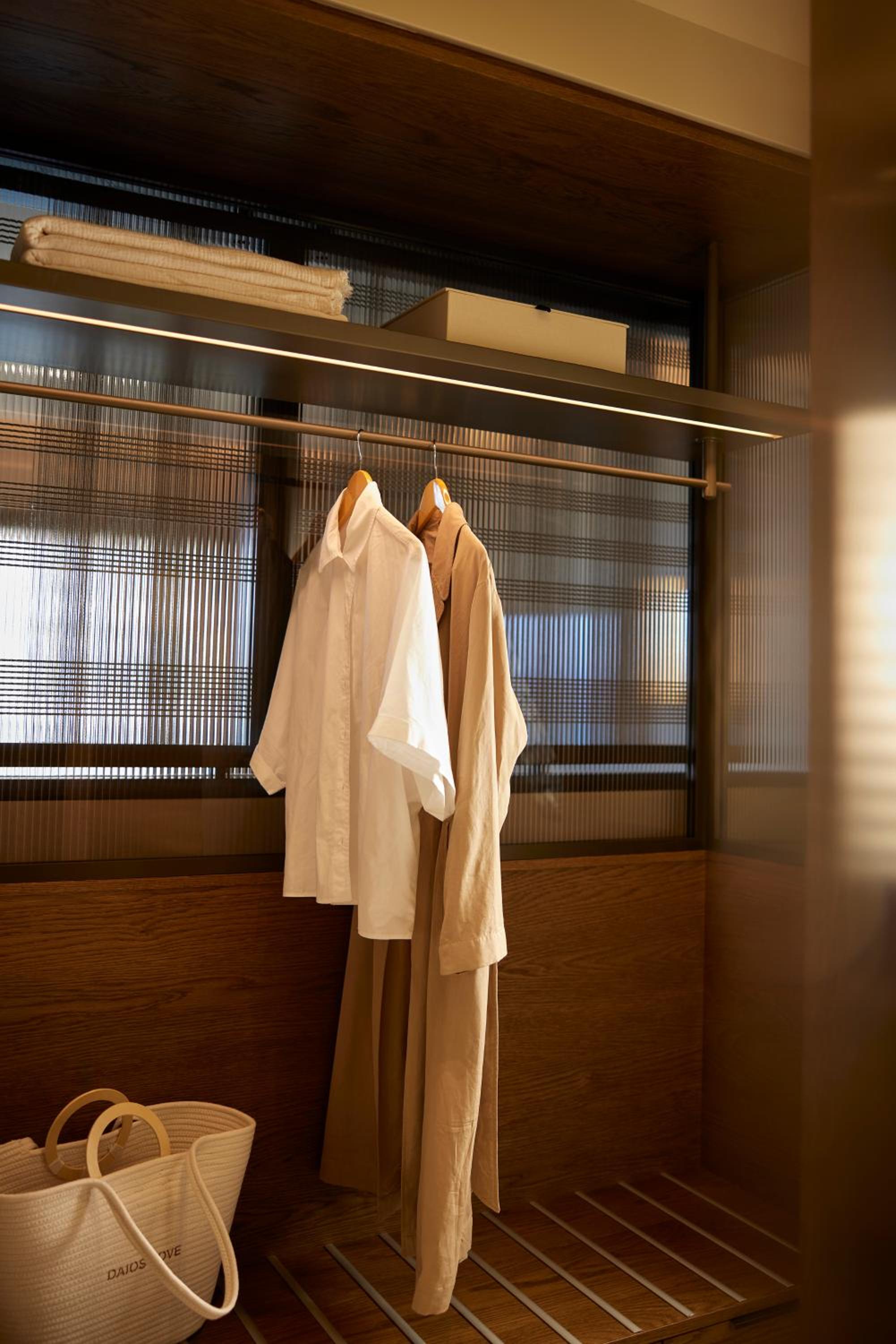 The Collection Premium One Bedroom Suite with Sea View and Private Pool thumbnail 6