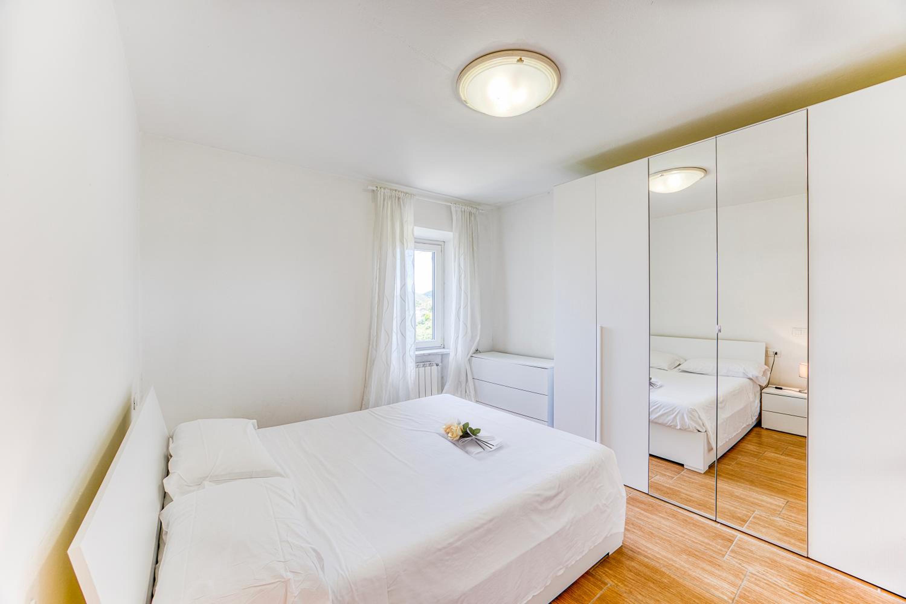 Two-Bedroom House photo 3