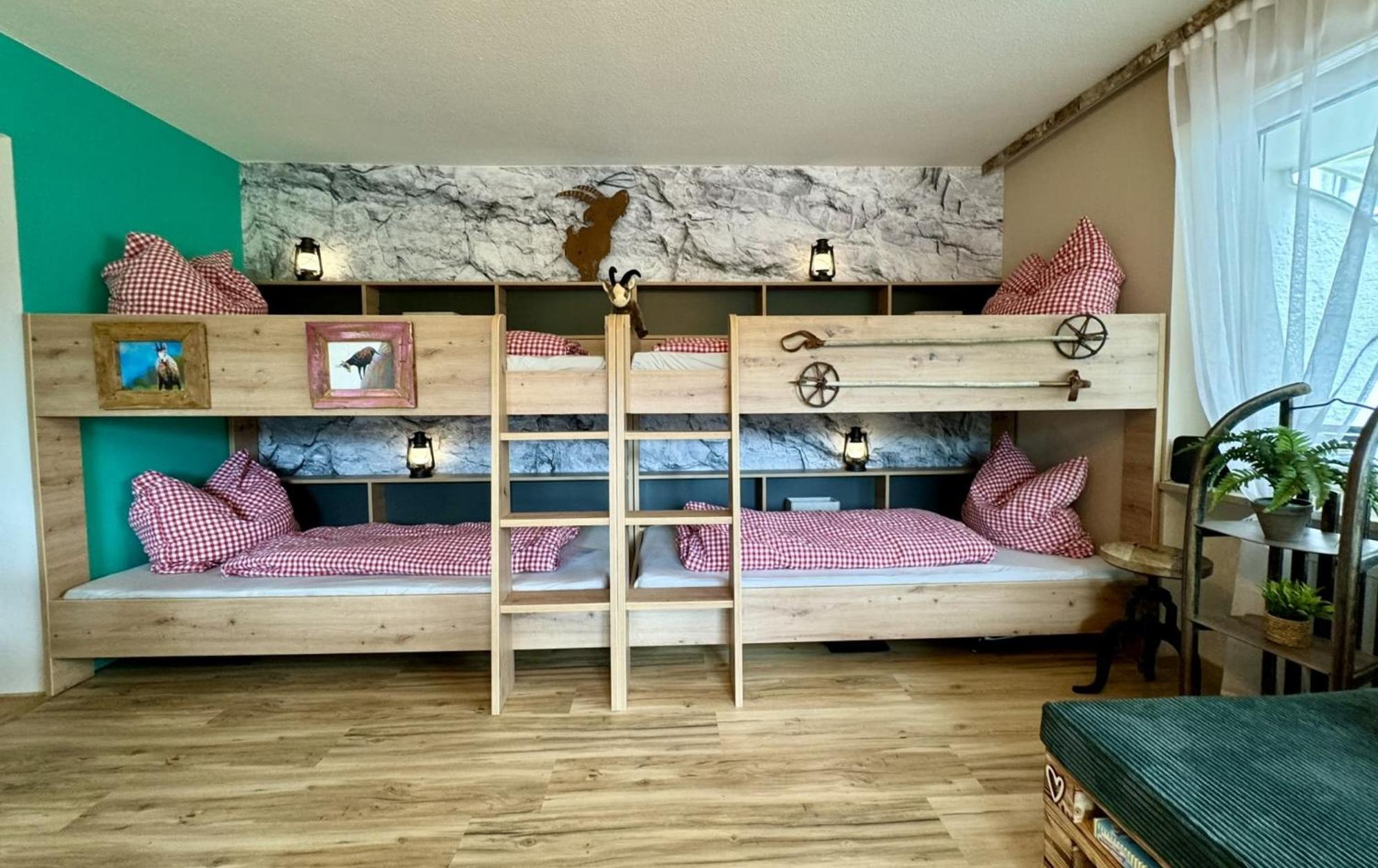 Two-Bedroom Apartment with Balcony photo 3