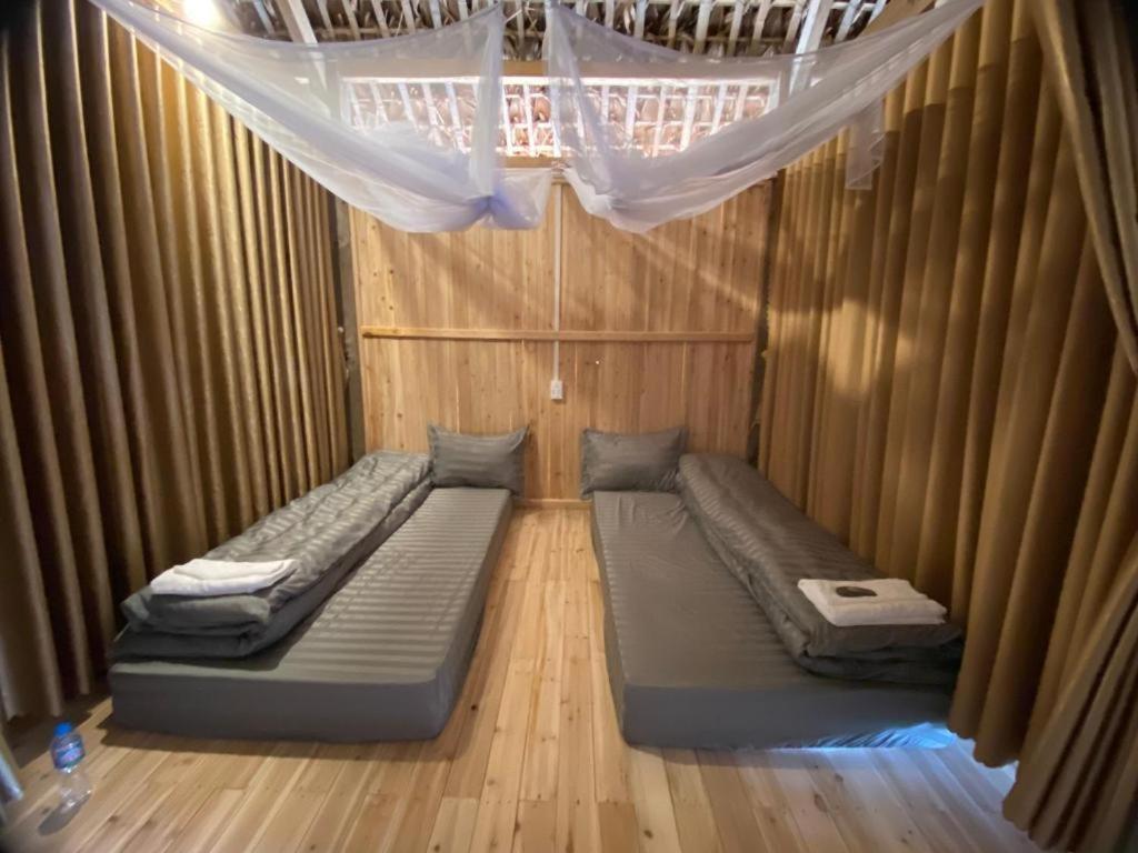 Bed in 10-Bed Mixed Dormitory Room photo 1