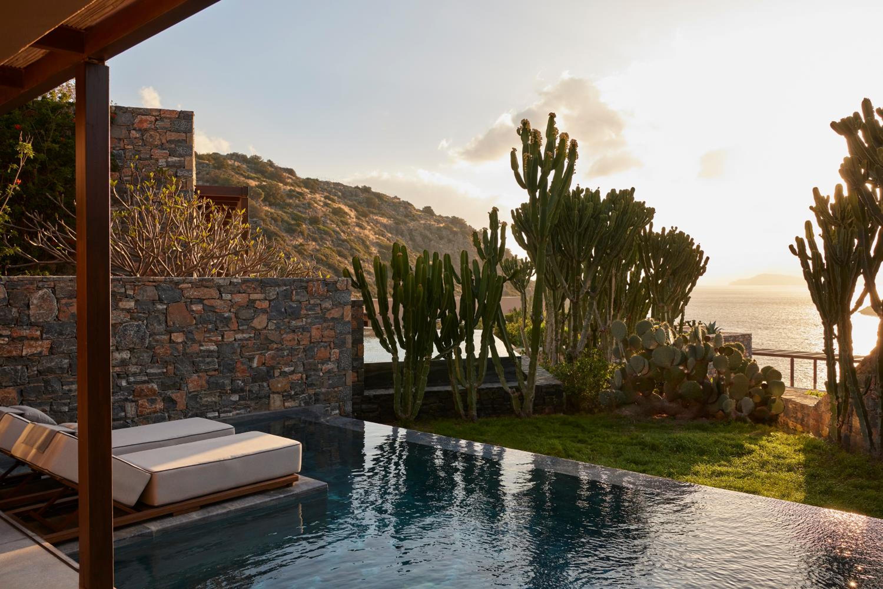 The Collection Premium One Bedroom Suite with Sea View and Private Pool - Photo 43