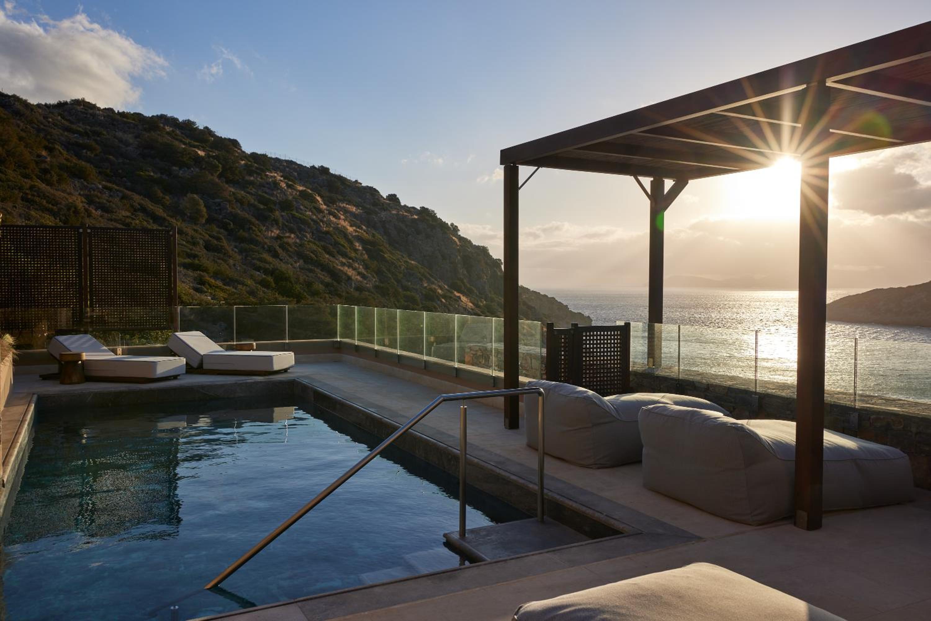 The Collection One Bedroom Suite with Sea View and Private Pool - Photo 25