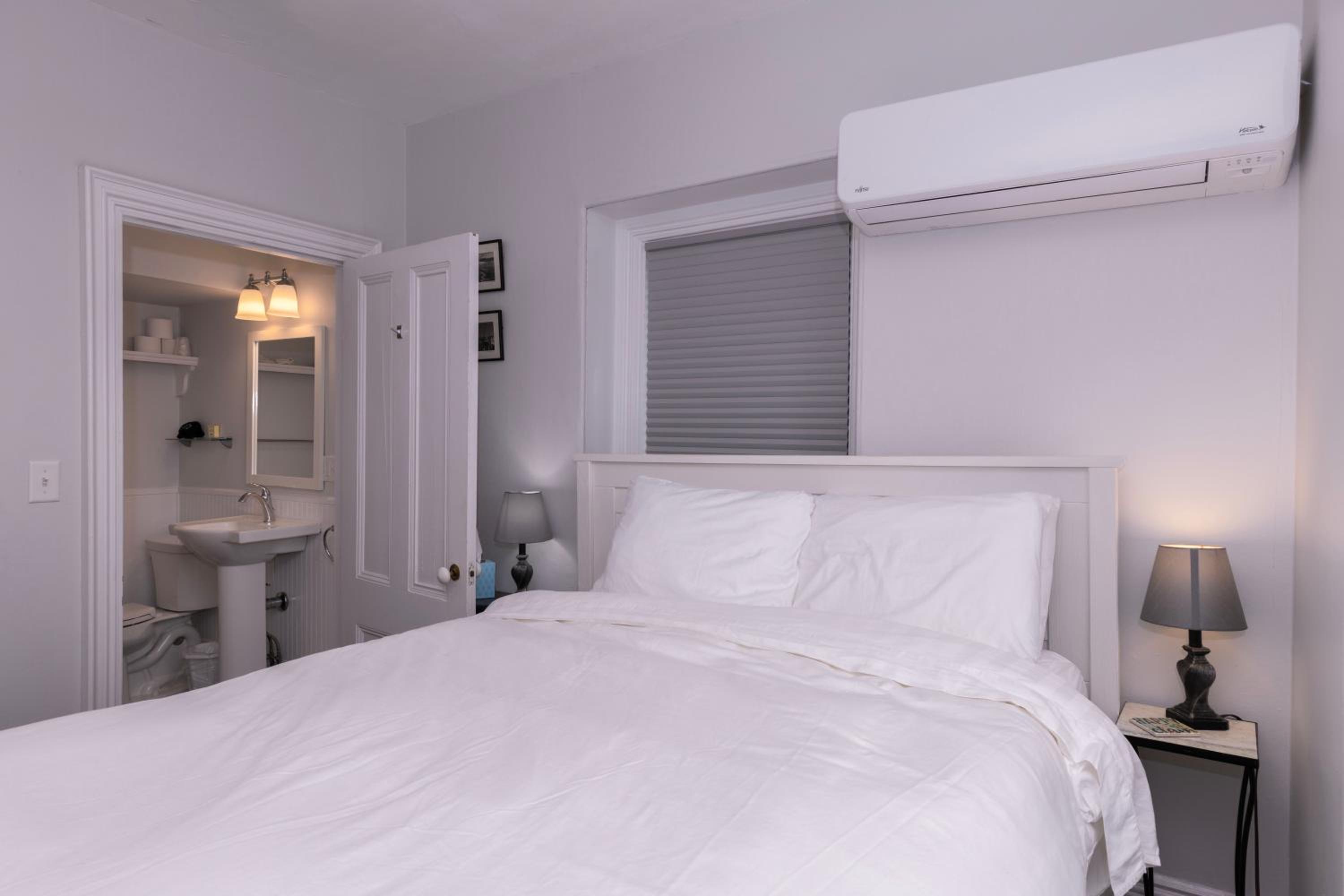 Queen Room with City View #3 photo 1