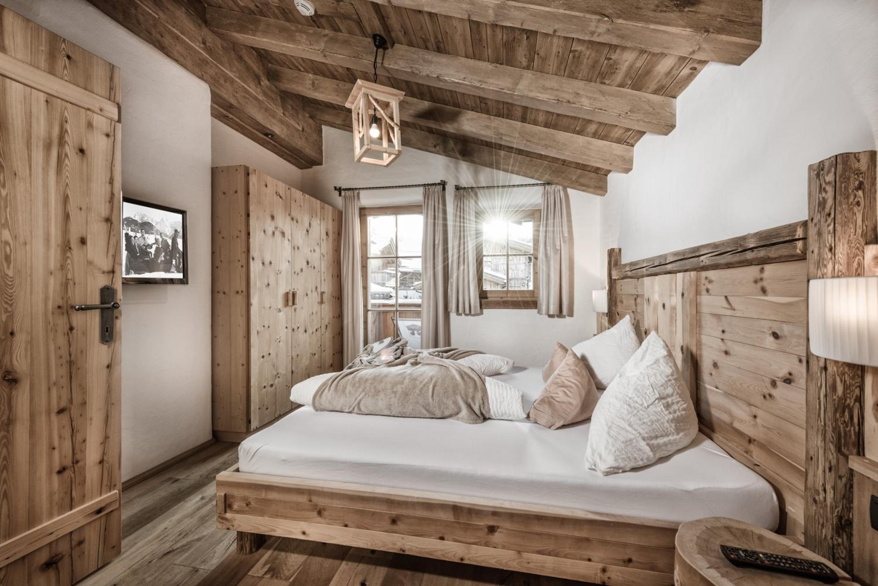 Three-Bedroom Chalet photo 1