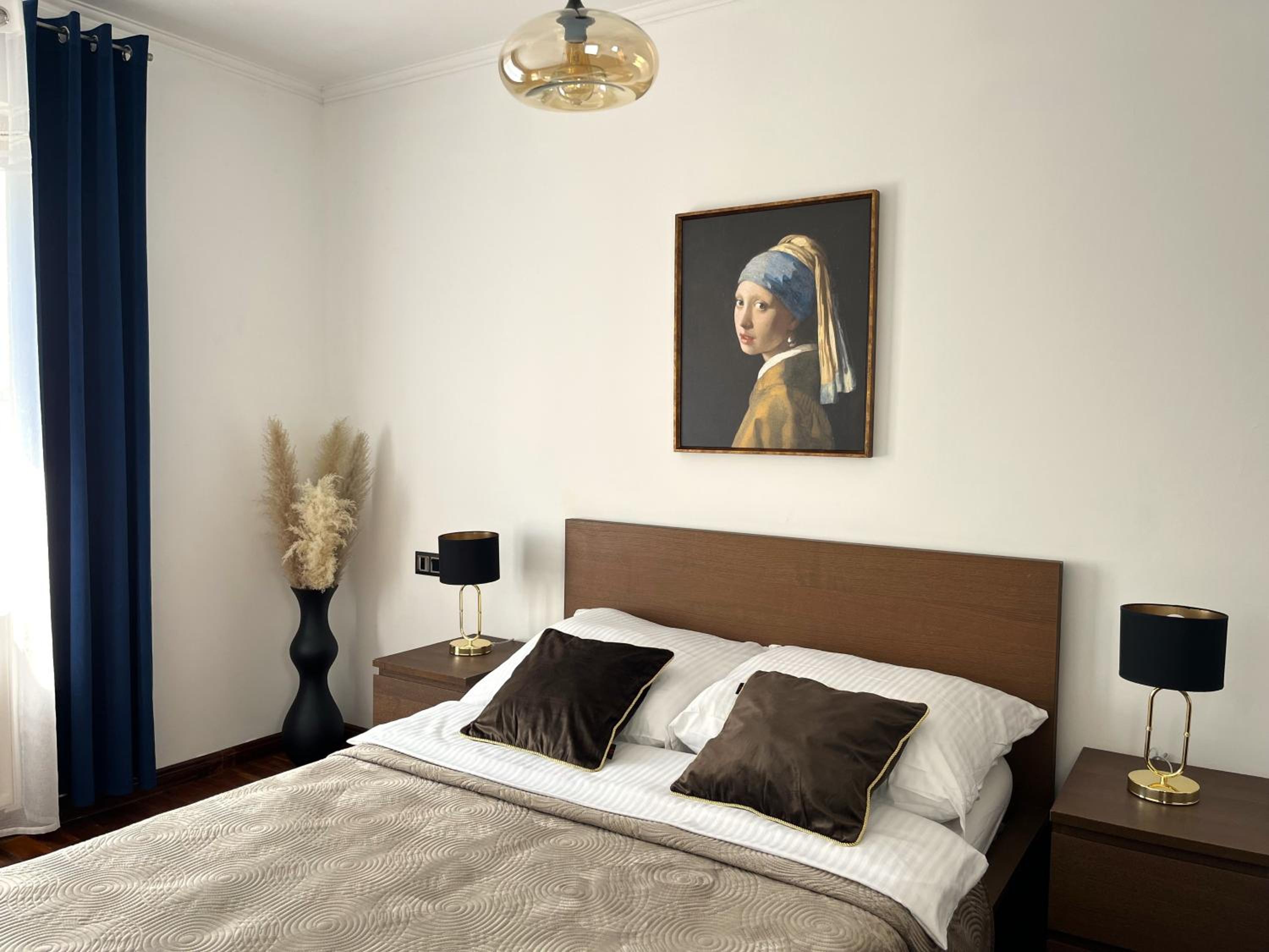 One-Bedroom Apartment with Terrace